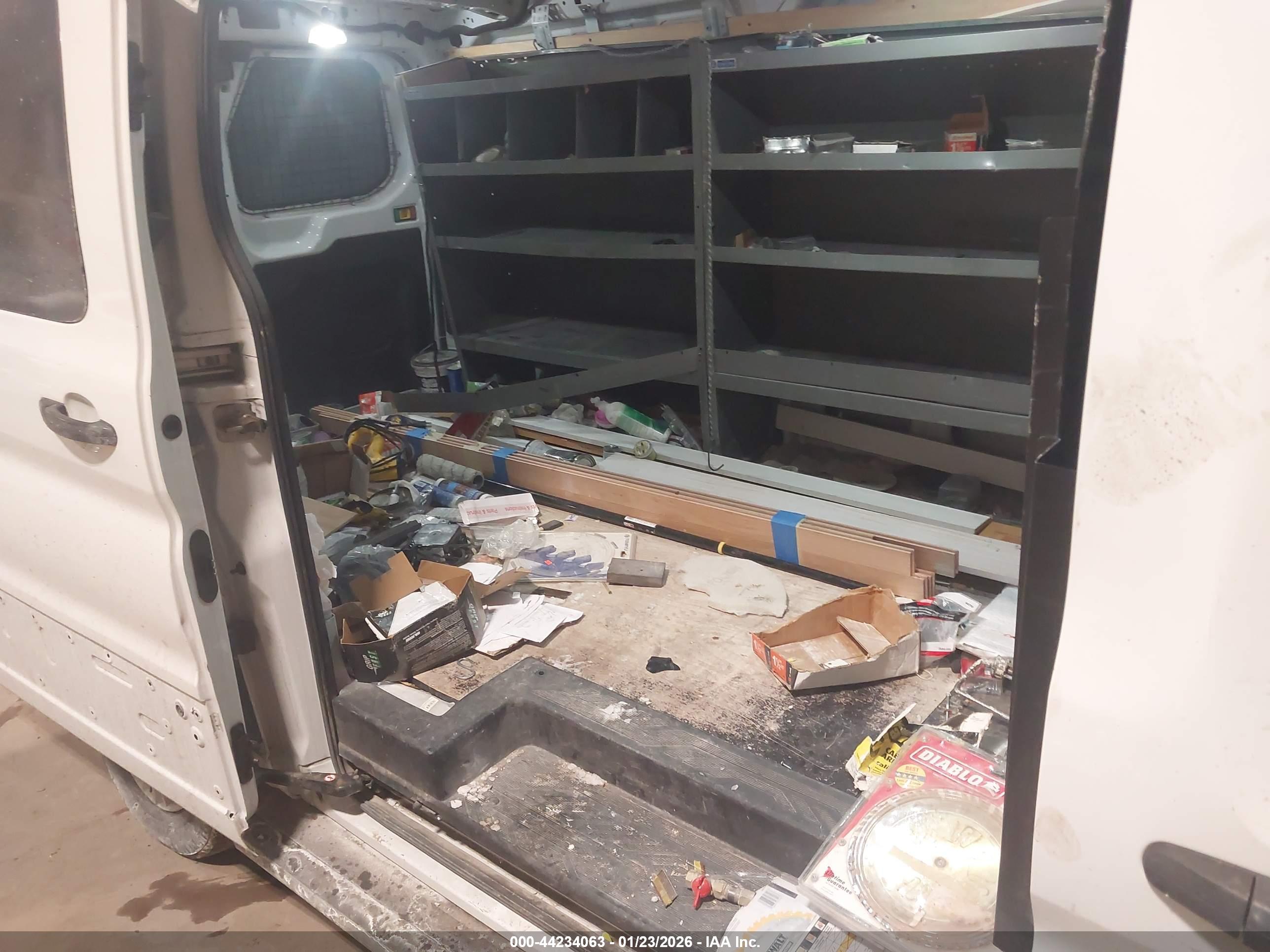 FORD TRANSIT-250 image 8