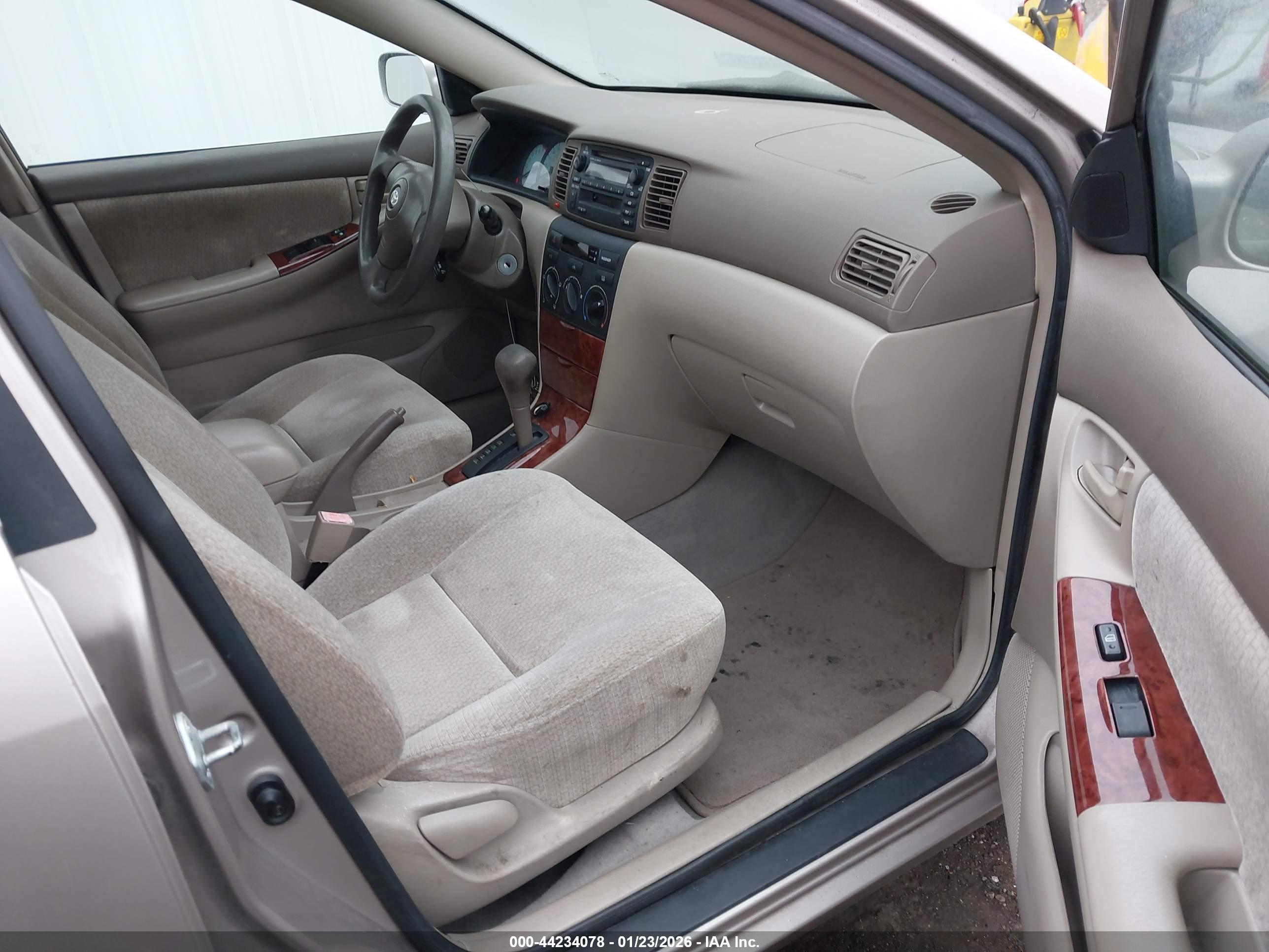 TOYOTA COROLLA image 5