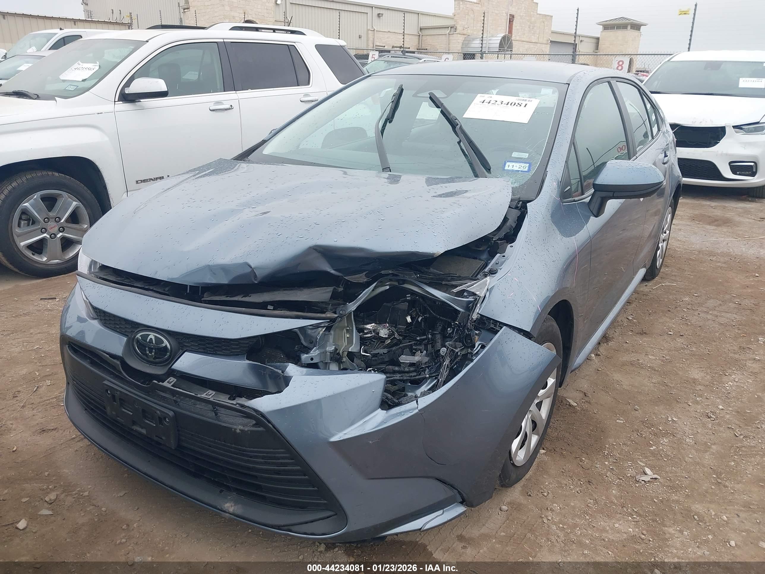 TOYOTA COROLLA image 6
