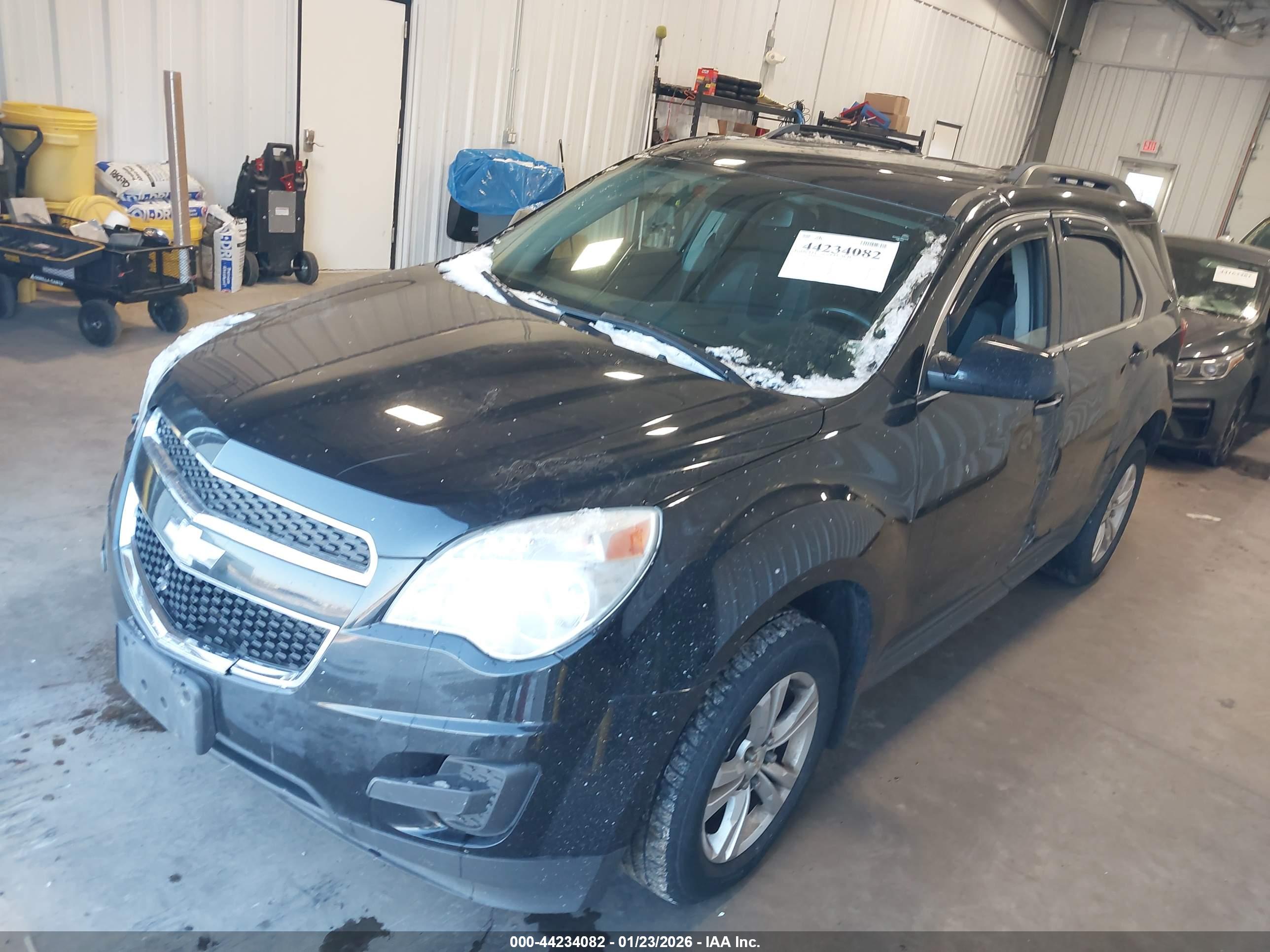 CHEVROLET EQUINOX image 2