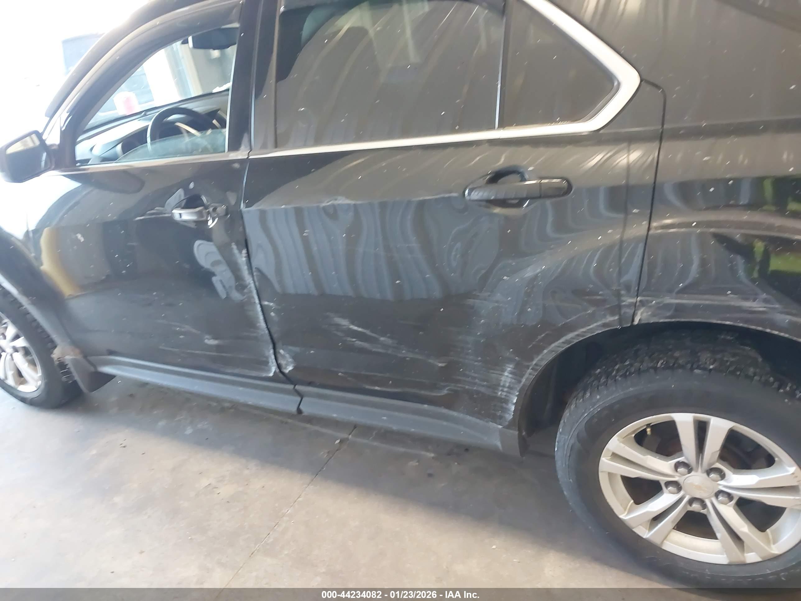 CHEVROLET EQUINOX image 6