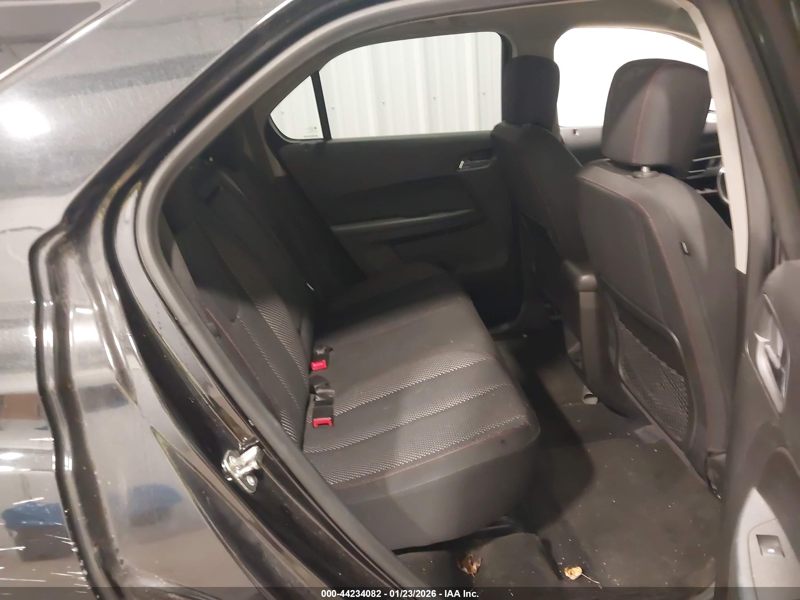 CHEVROLET EQUINOX image 8