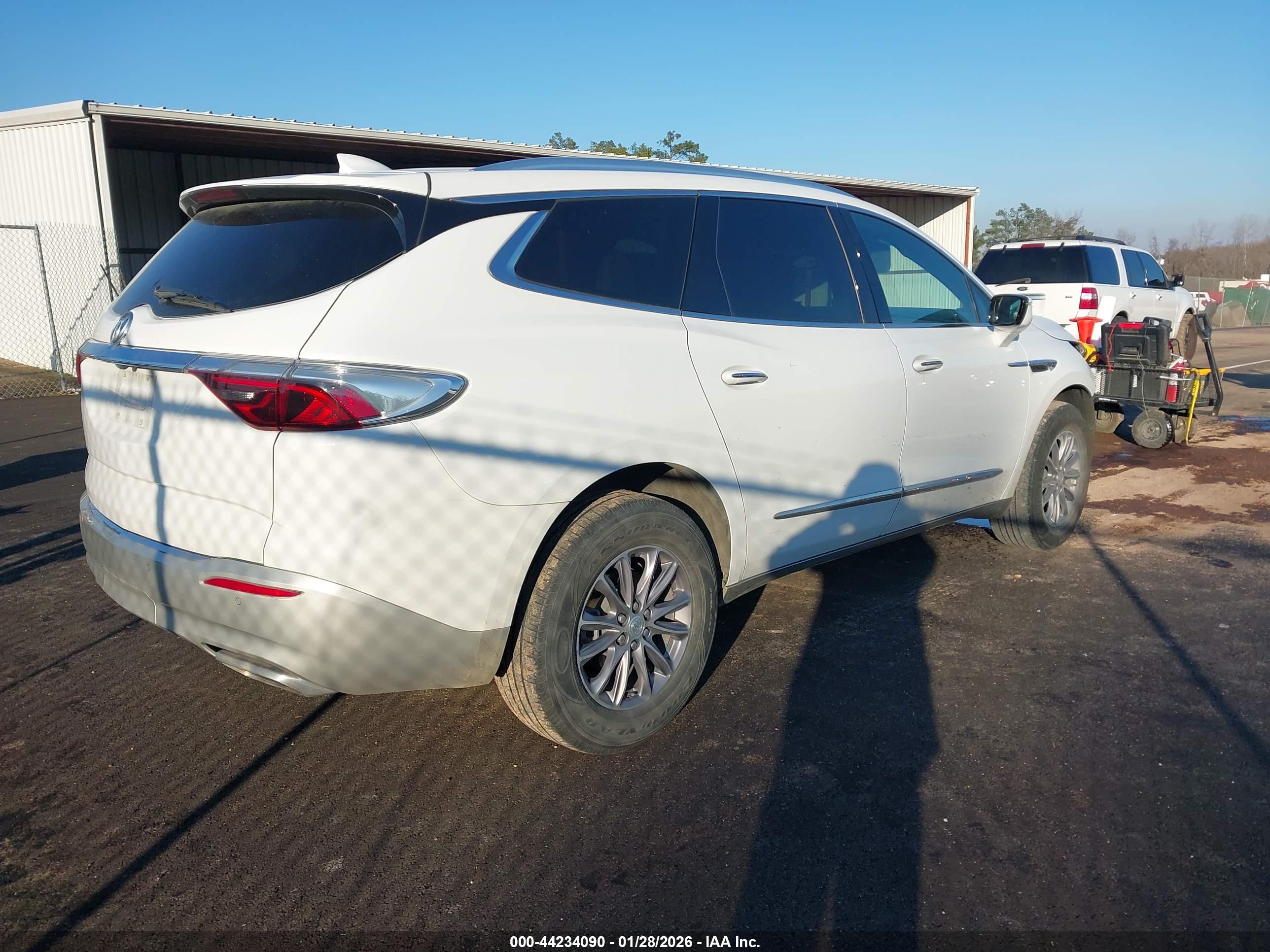 BUICK ENCLAVE image 4