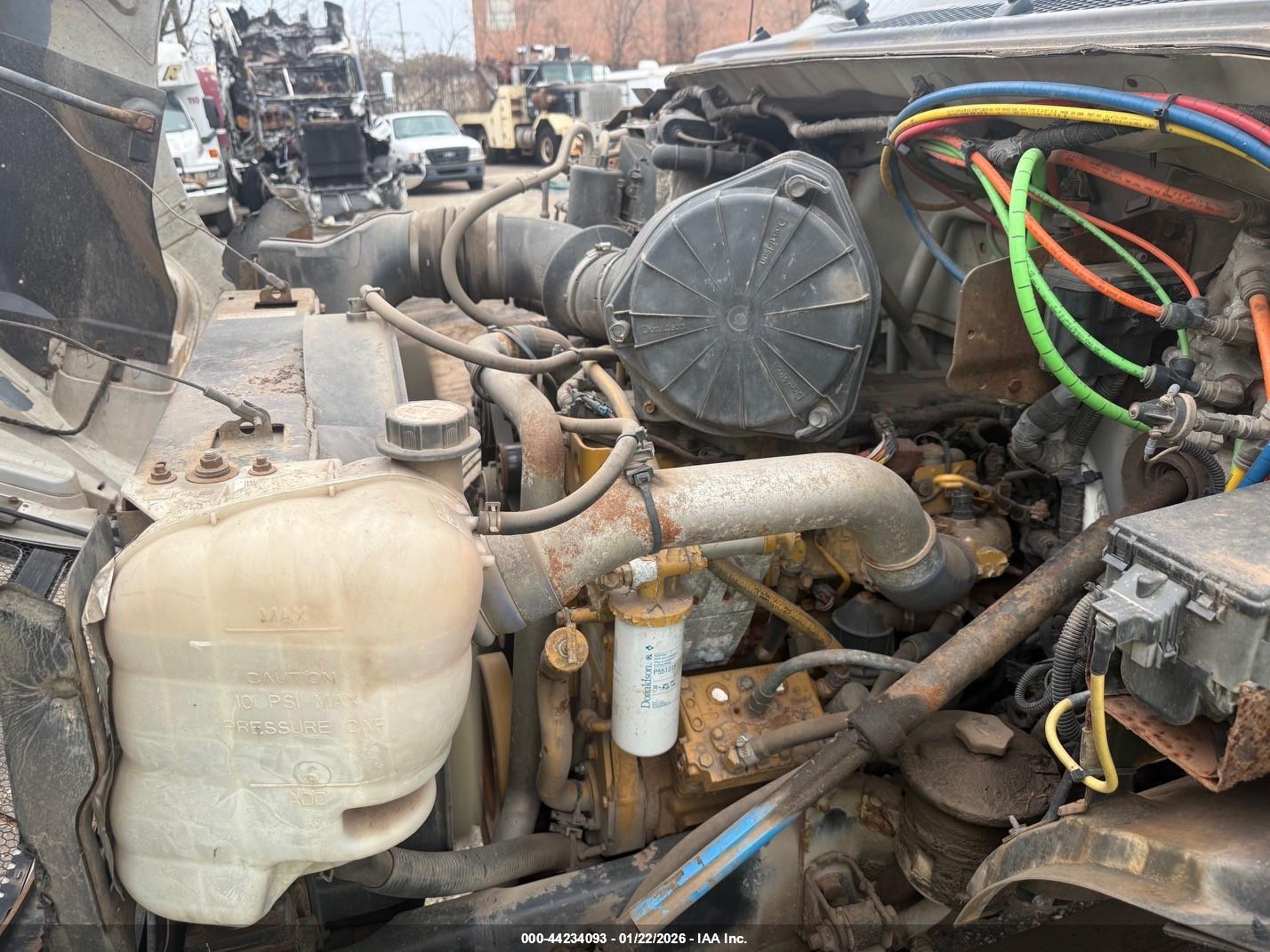 FORD F-750 image 10