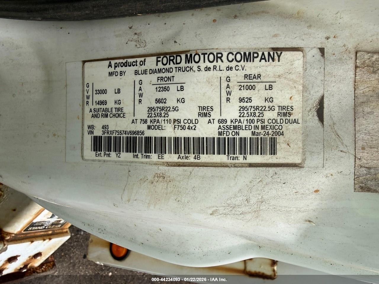 FORD F-750 image 9
