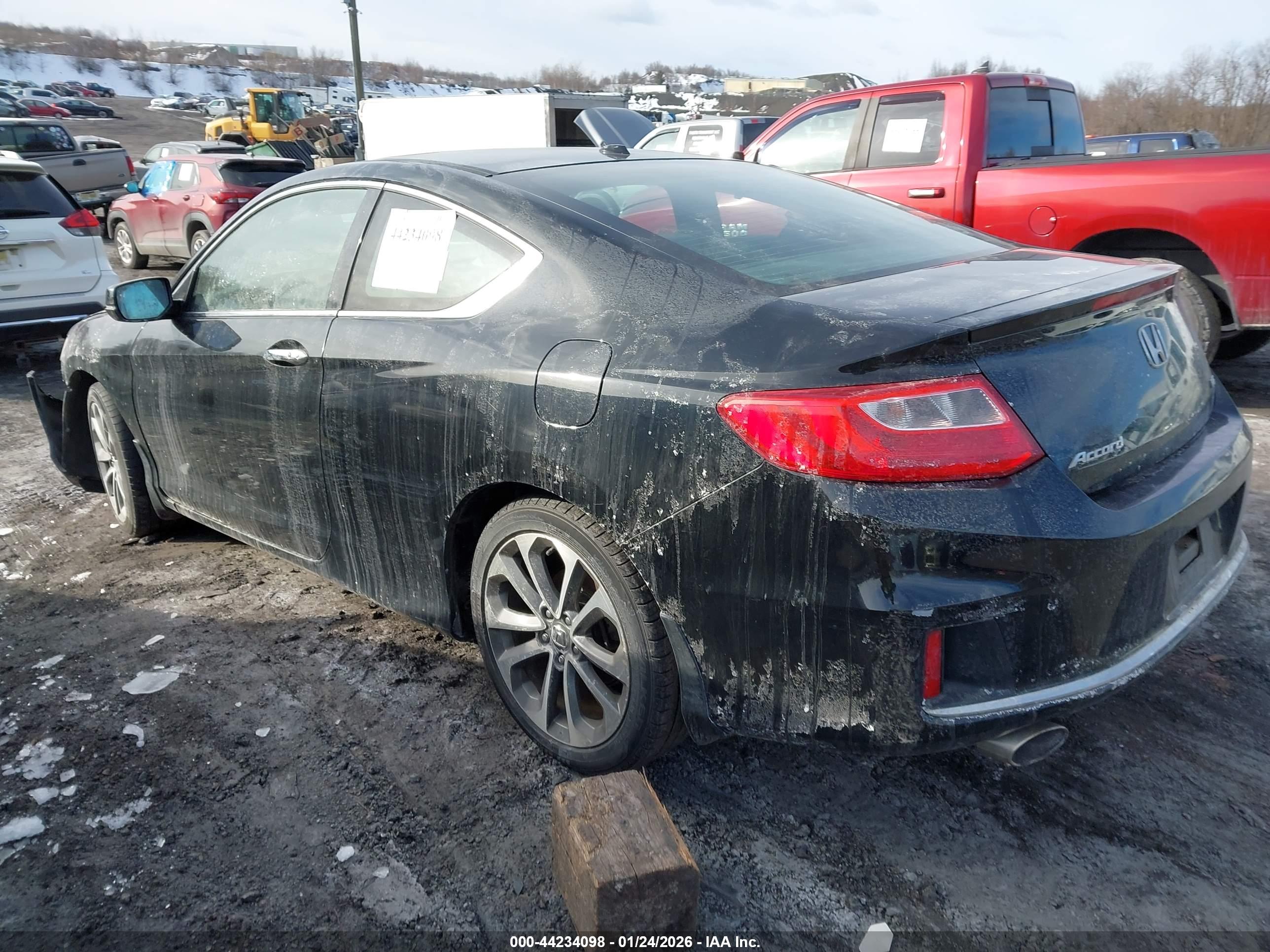 HONDA ACCORD image 3