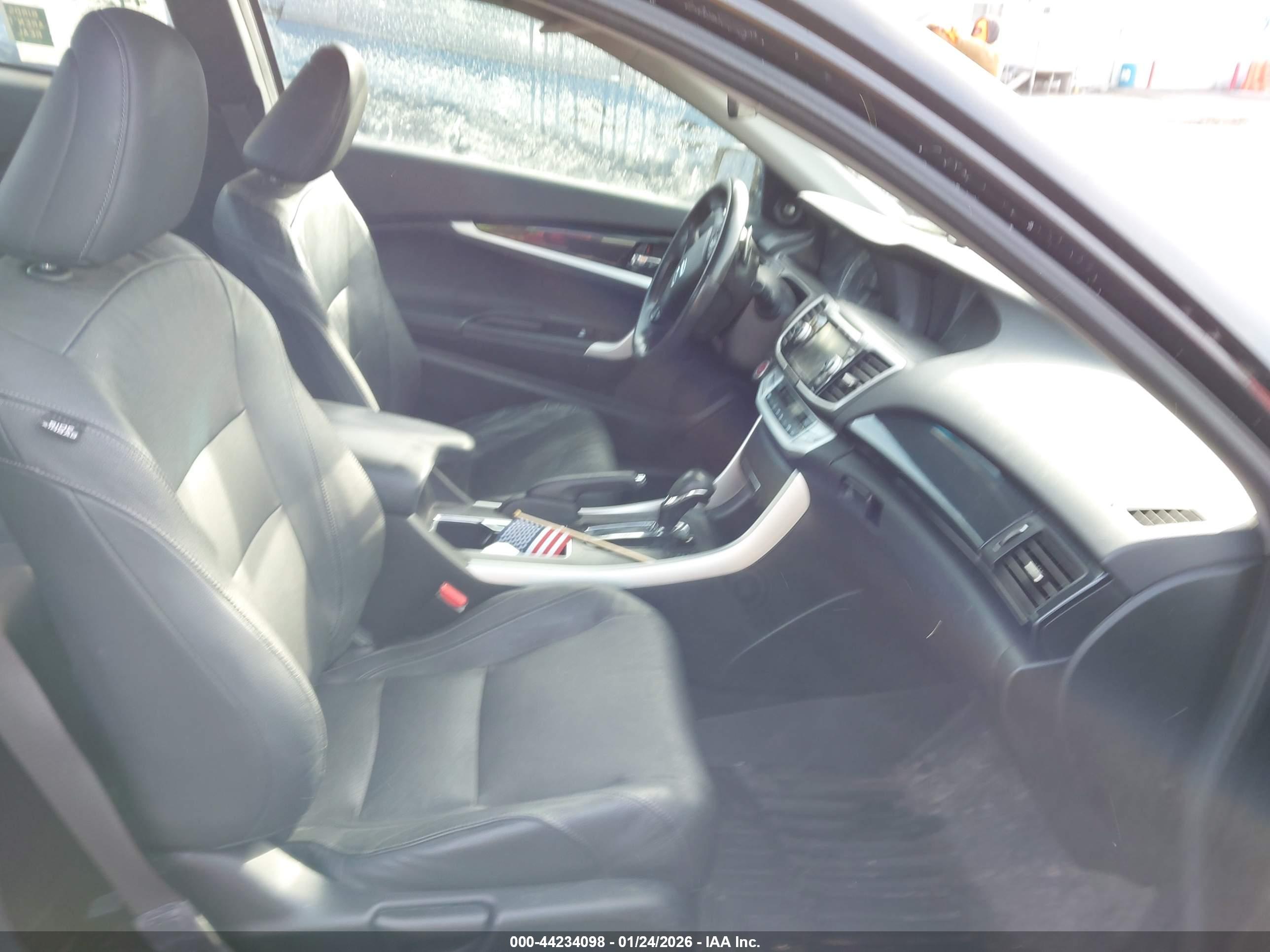 HONDA ACCORD image 5