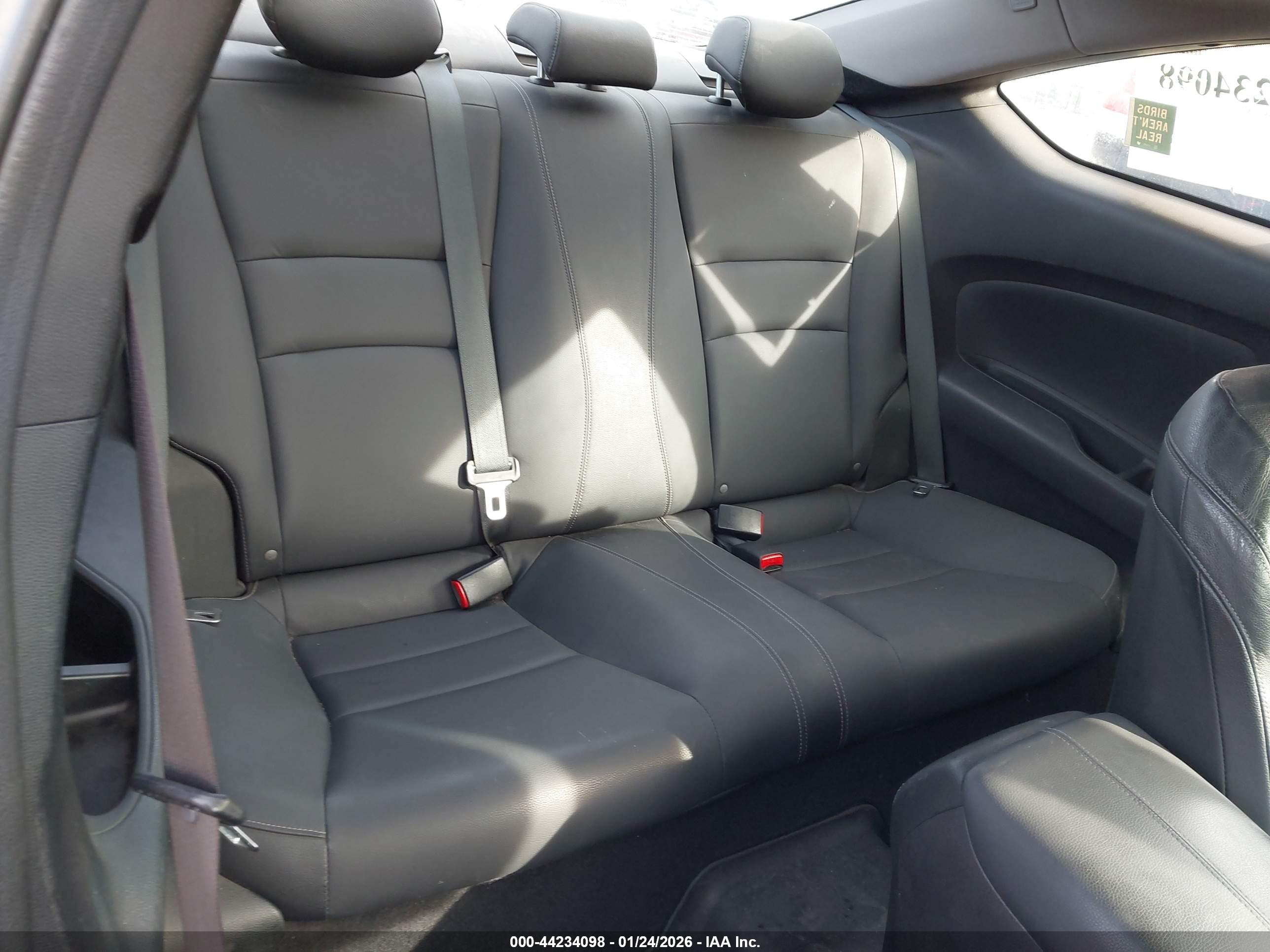 HONDA ACCORD image 8