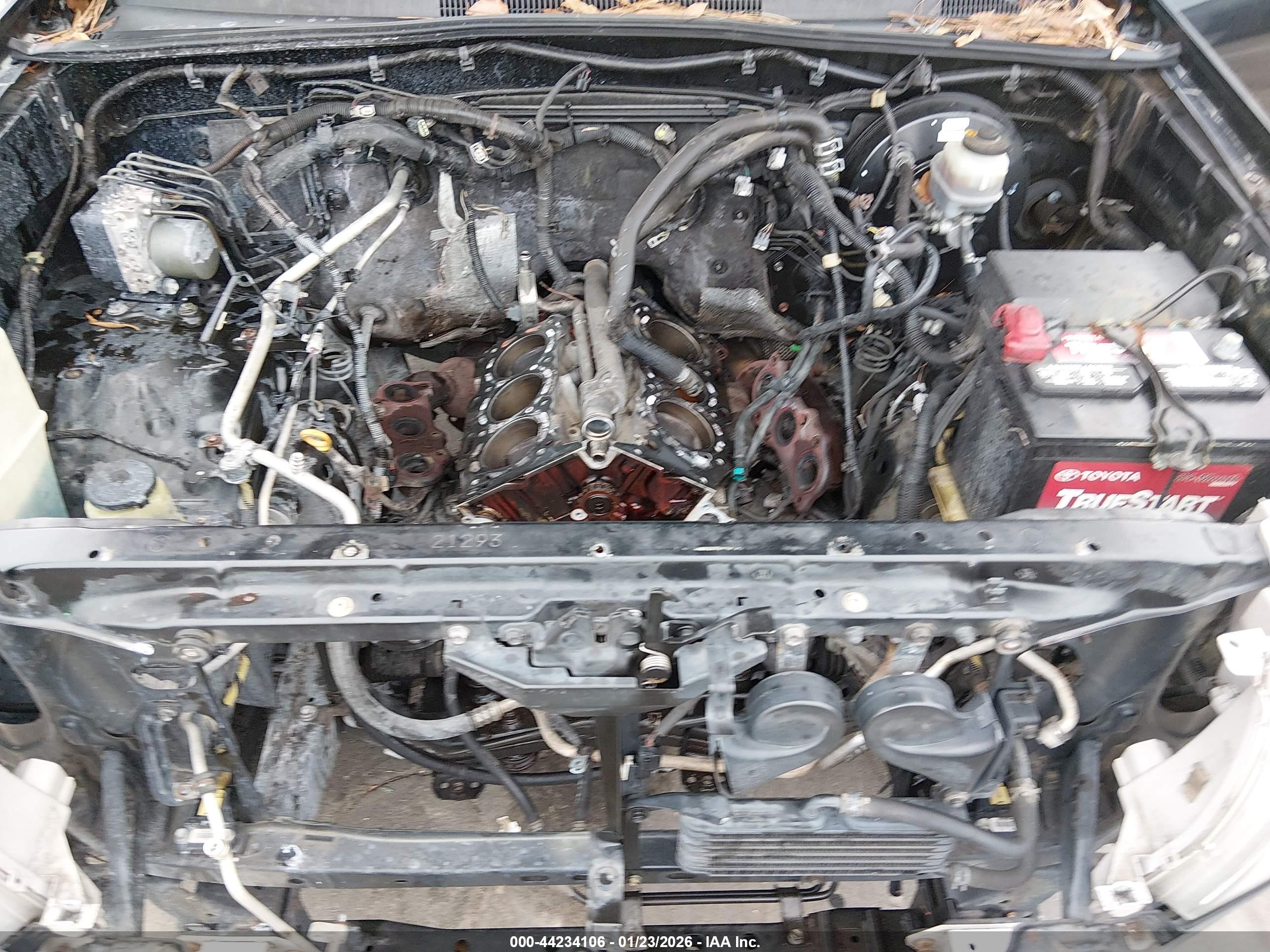 TOYOTA TACOMA image 10