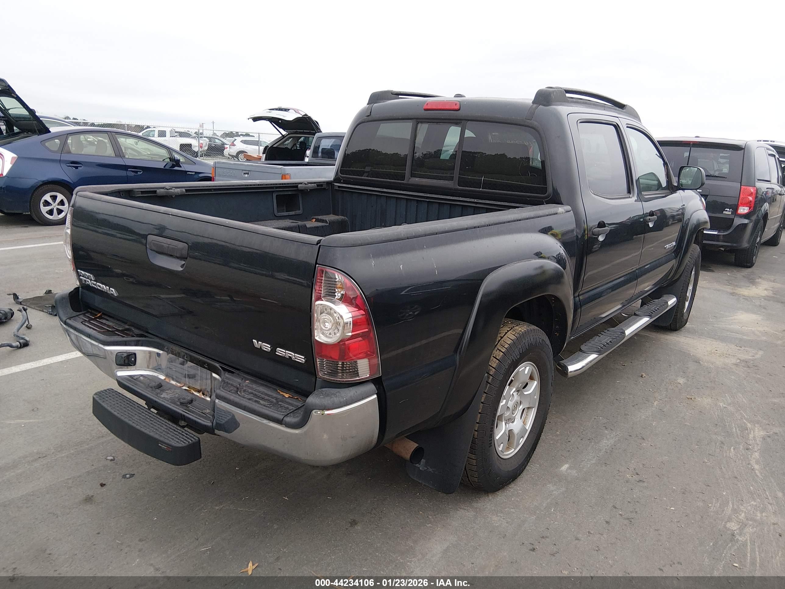 TOYOTA TACOMA image 4