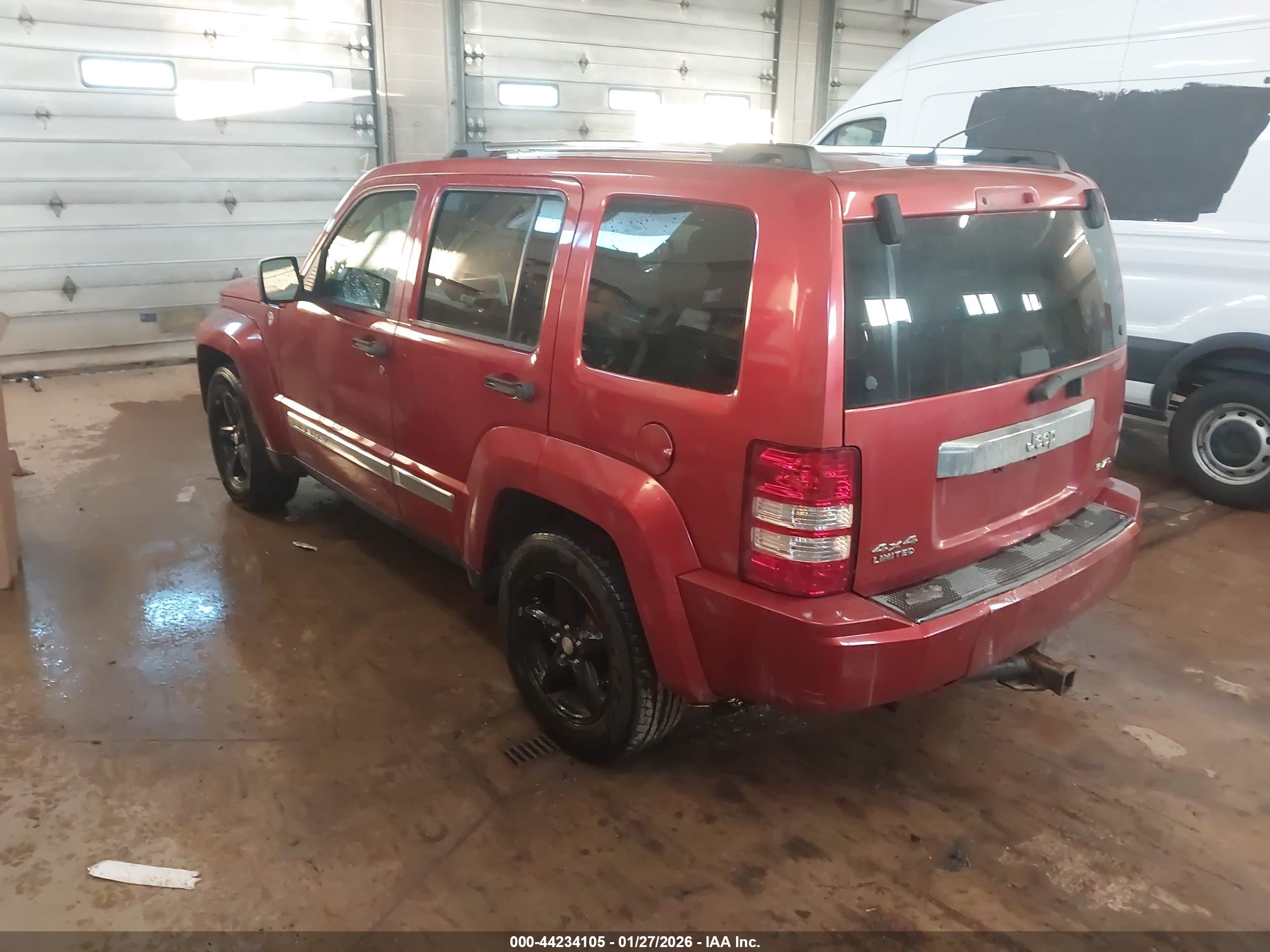 JEEP LIBERTY image 3