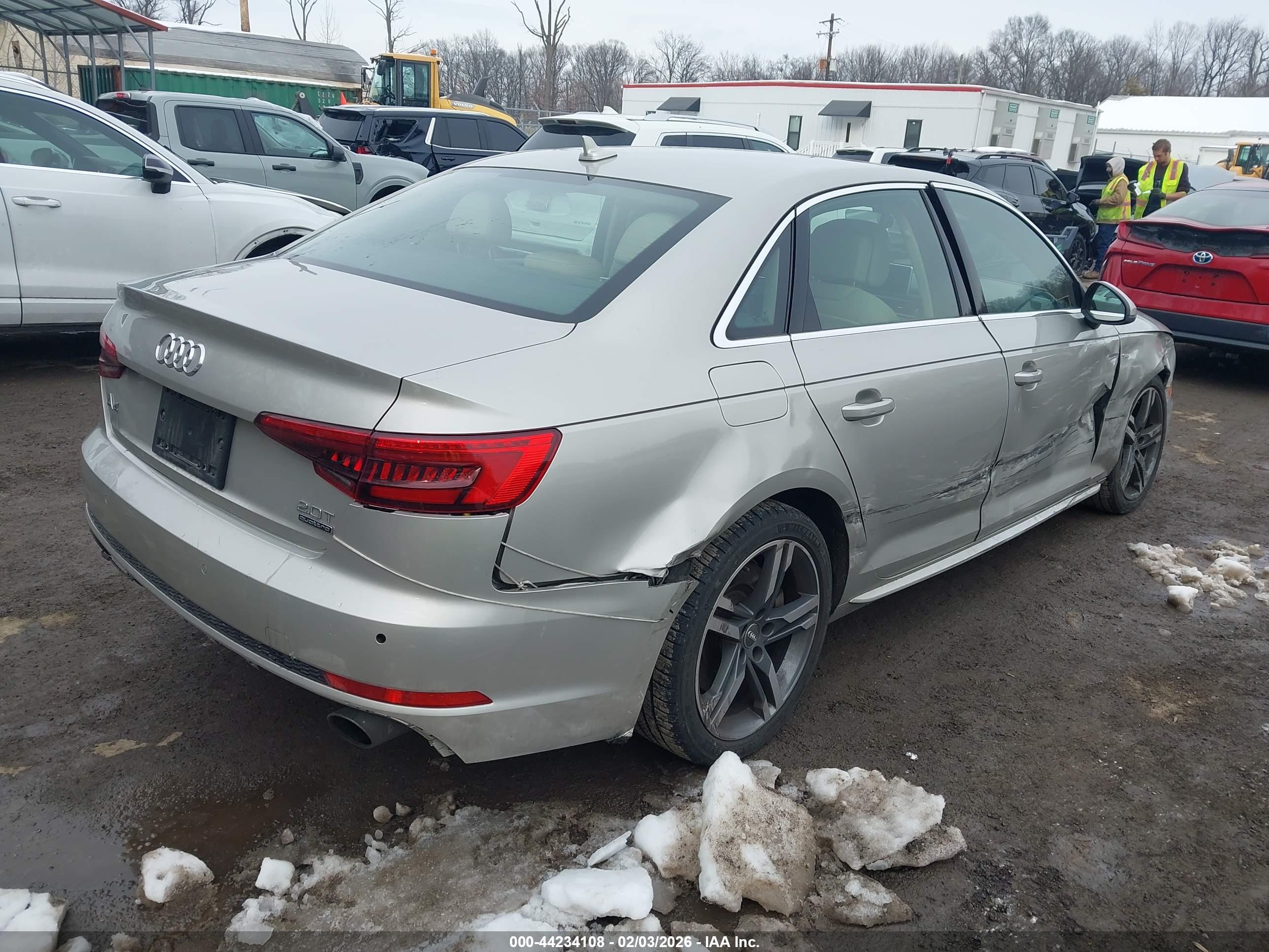 AUDI A4 image 4