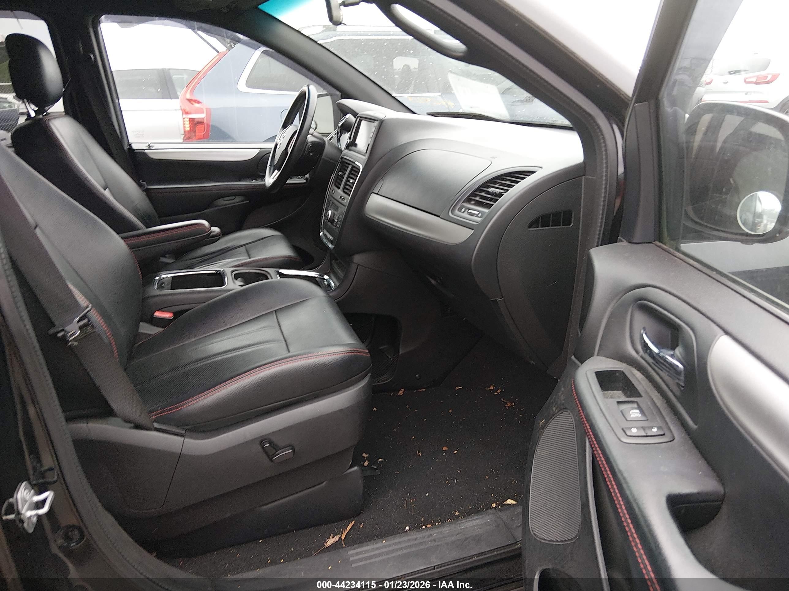 DODGE GRAND image 5
