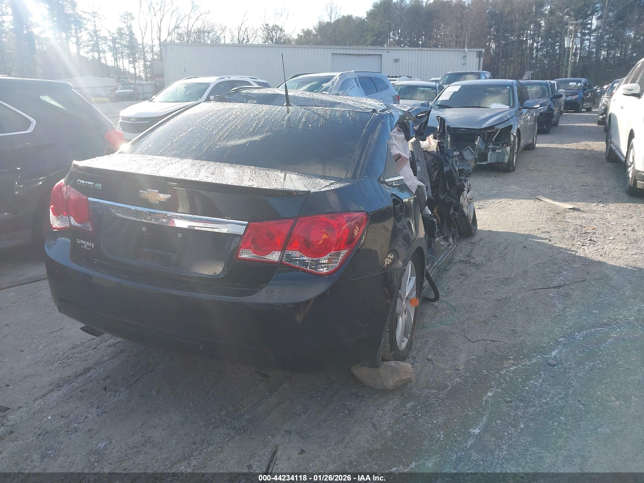 CHEVROLET CRUZE image 4