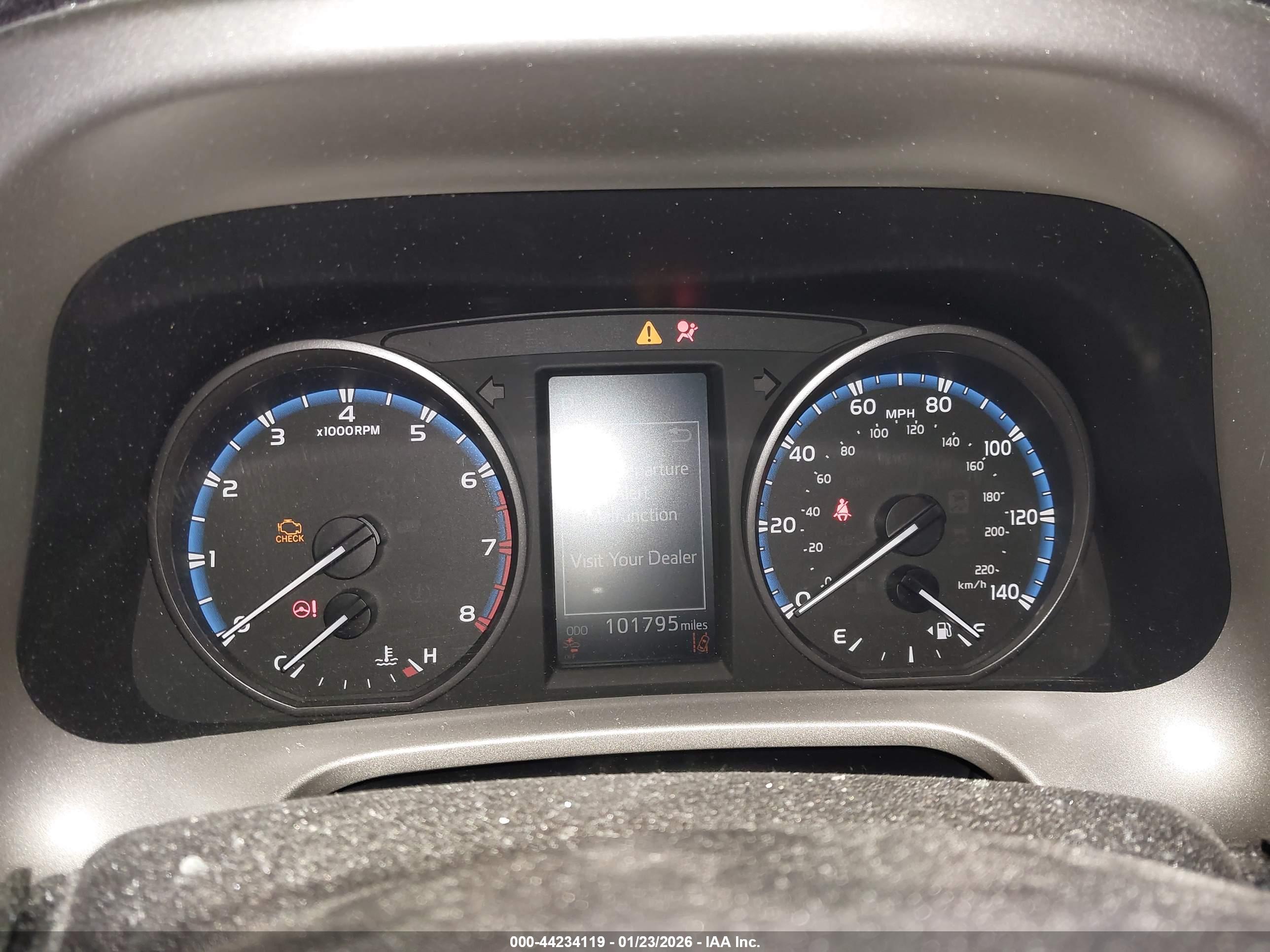 TOYOTA RAV4 image 7
