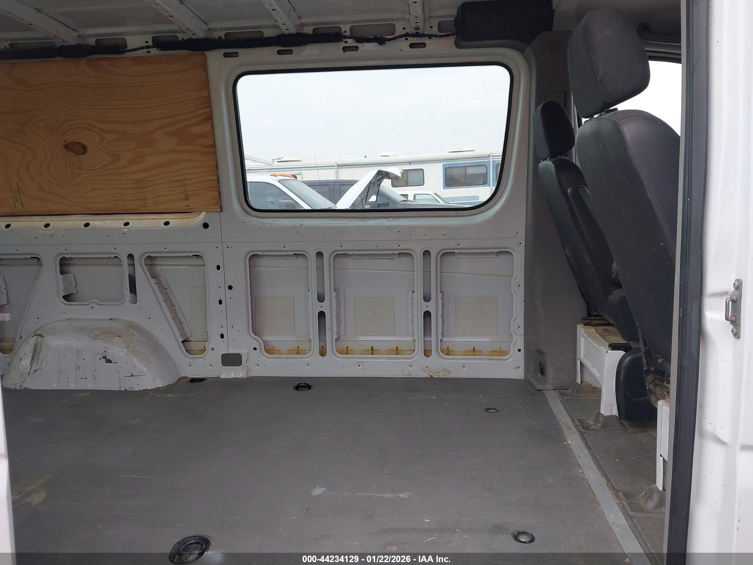 MERCEDES-BENZ SPRINTER image 8