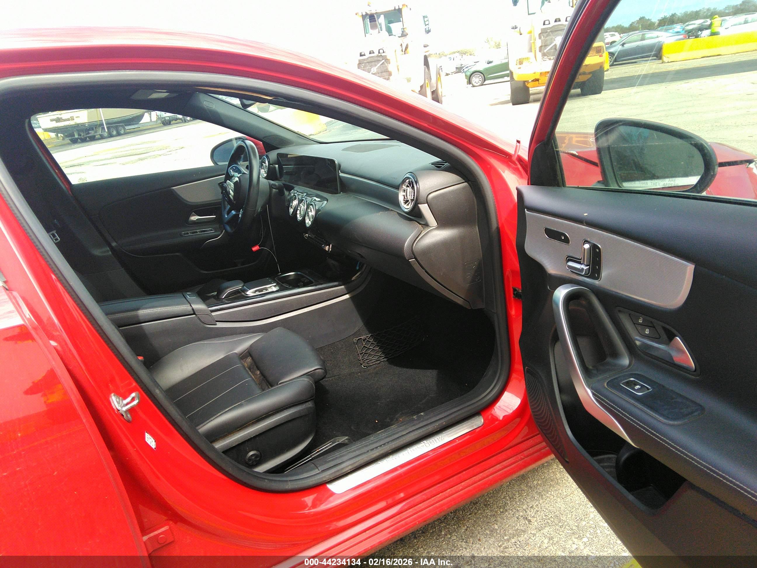 MERCEDES-BENZ A image 5