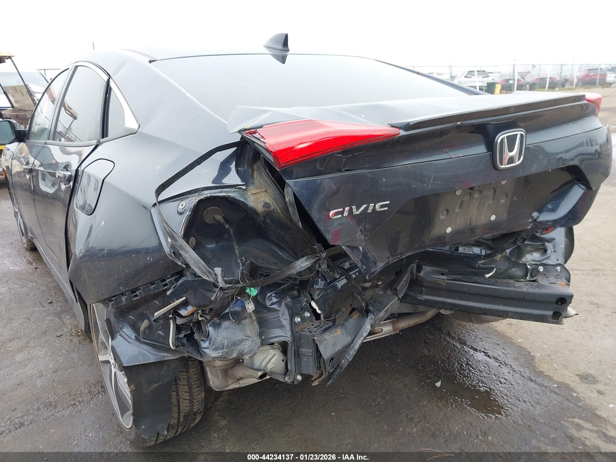 HONDA CIVIC image 6