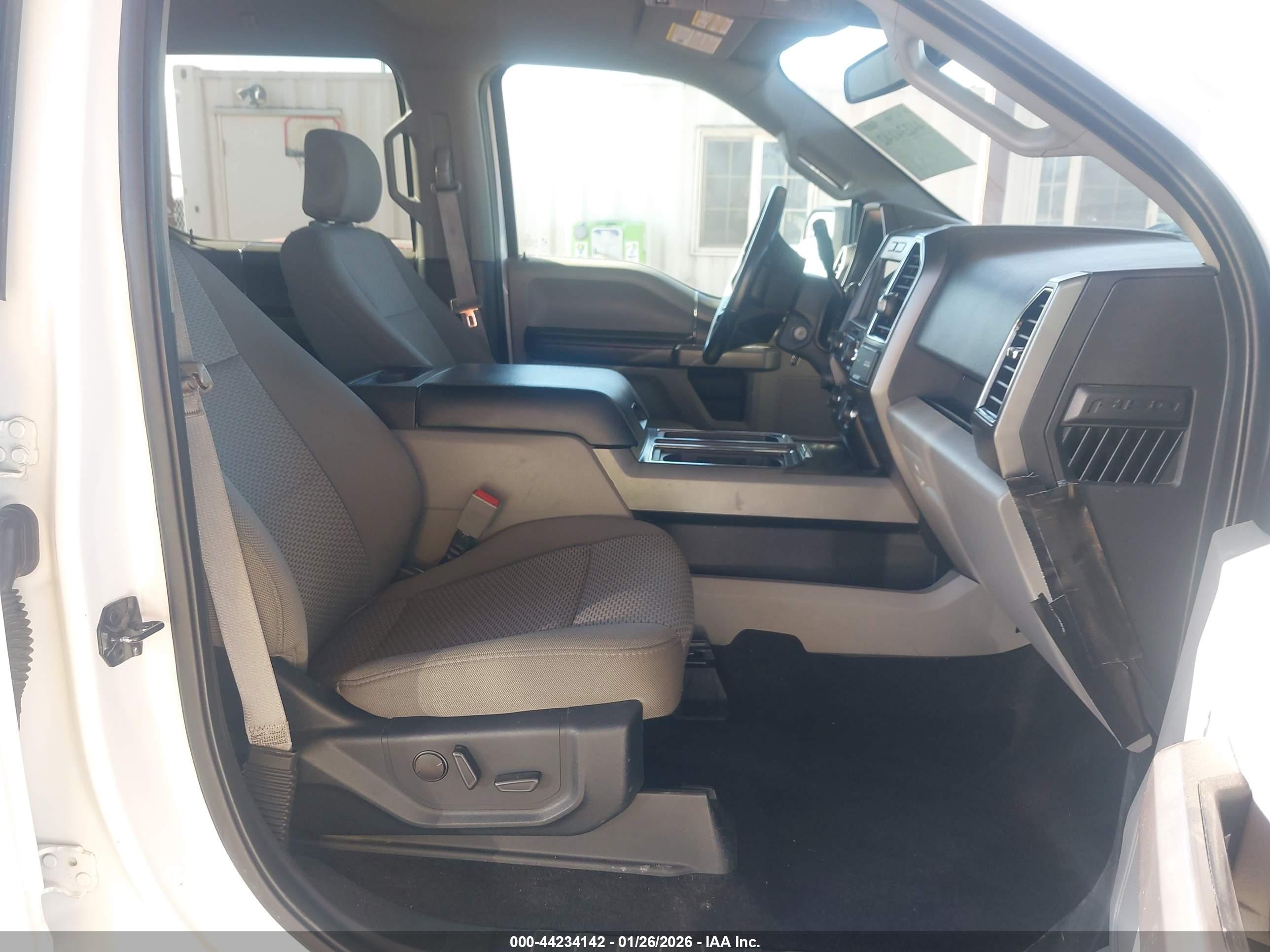 FORD F-150 image 5