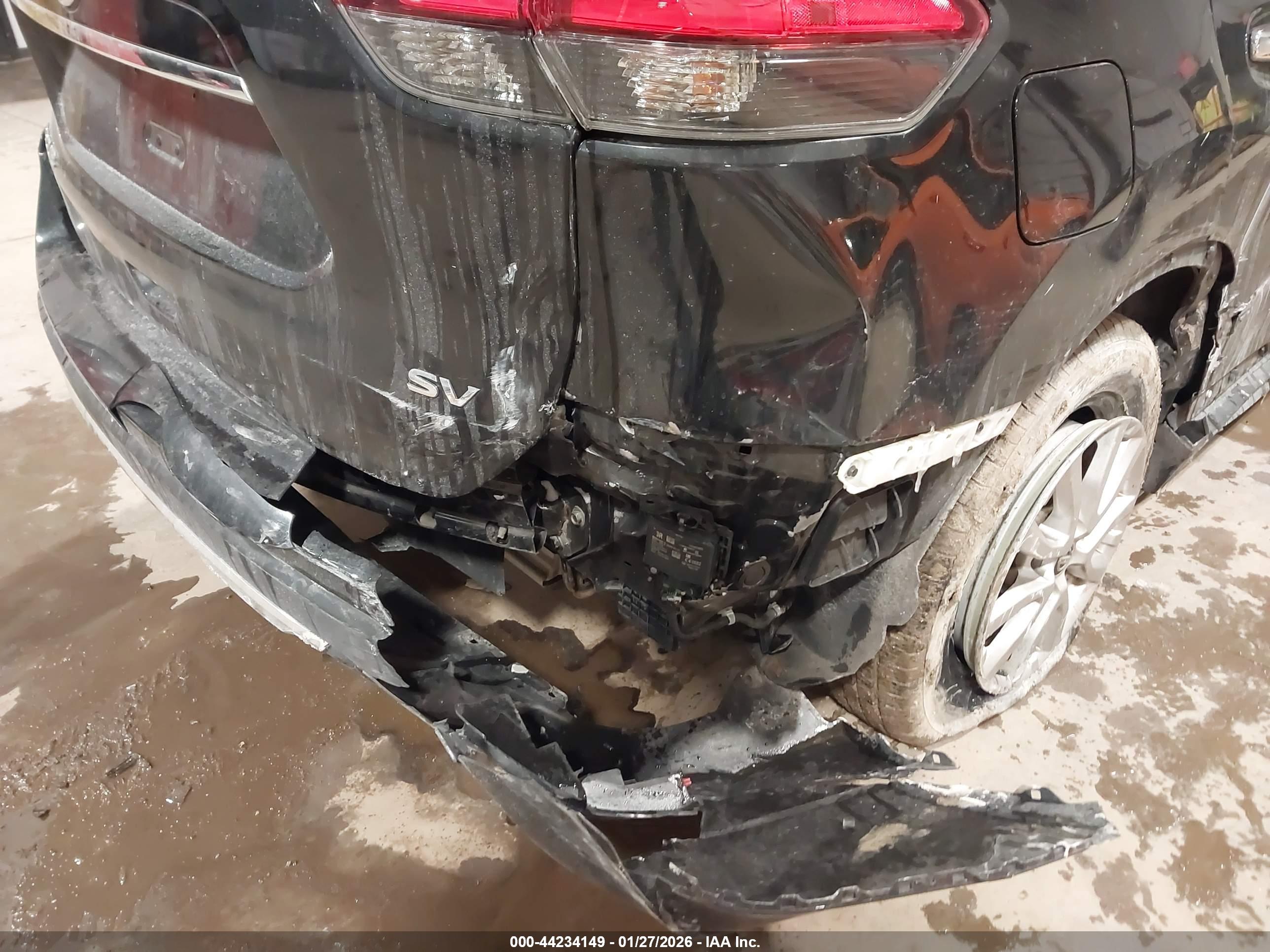 NISSAN ROGUE image 6
