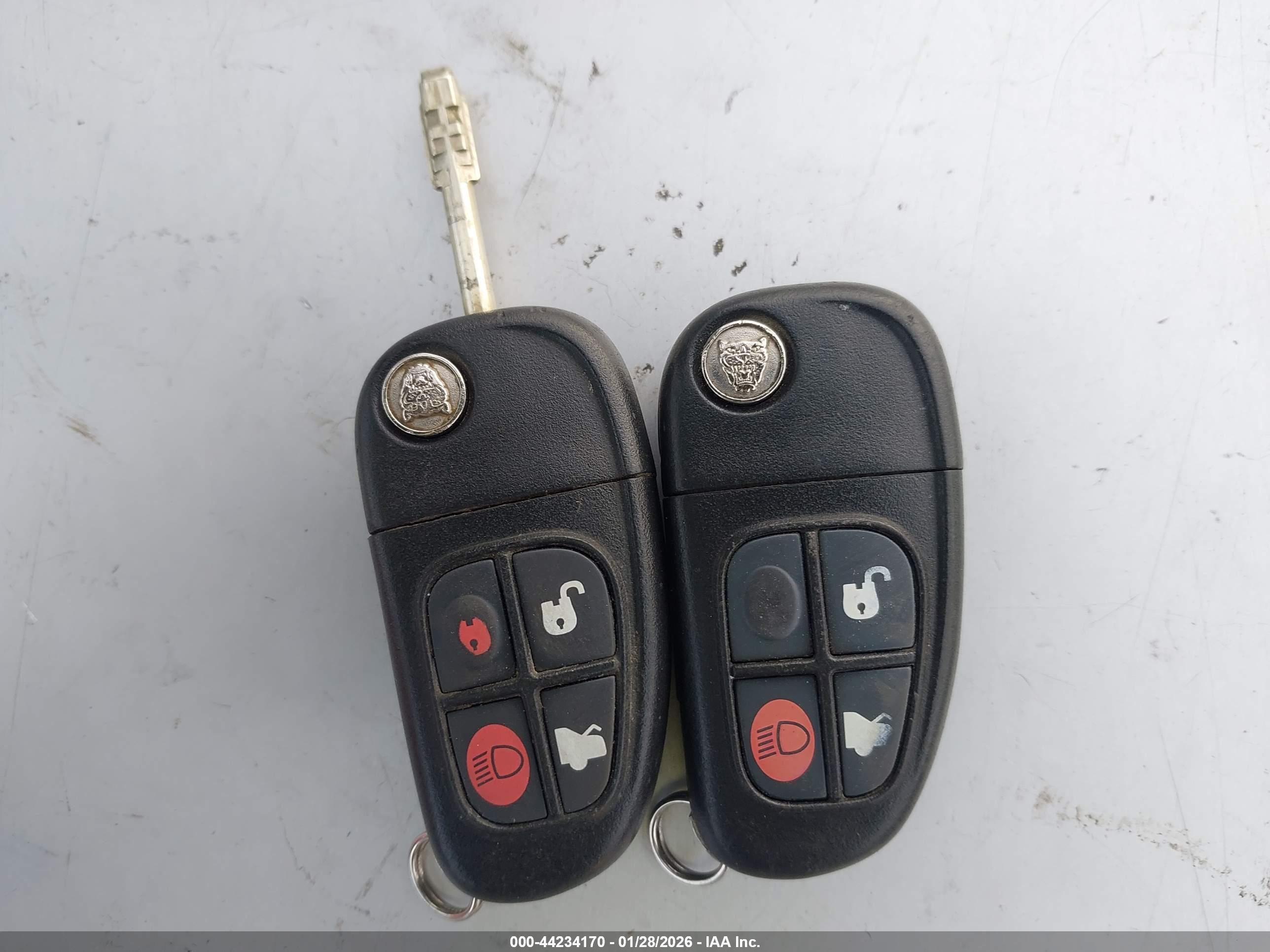 JAGUAR S-TYPE image 11