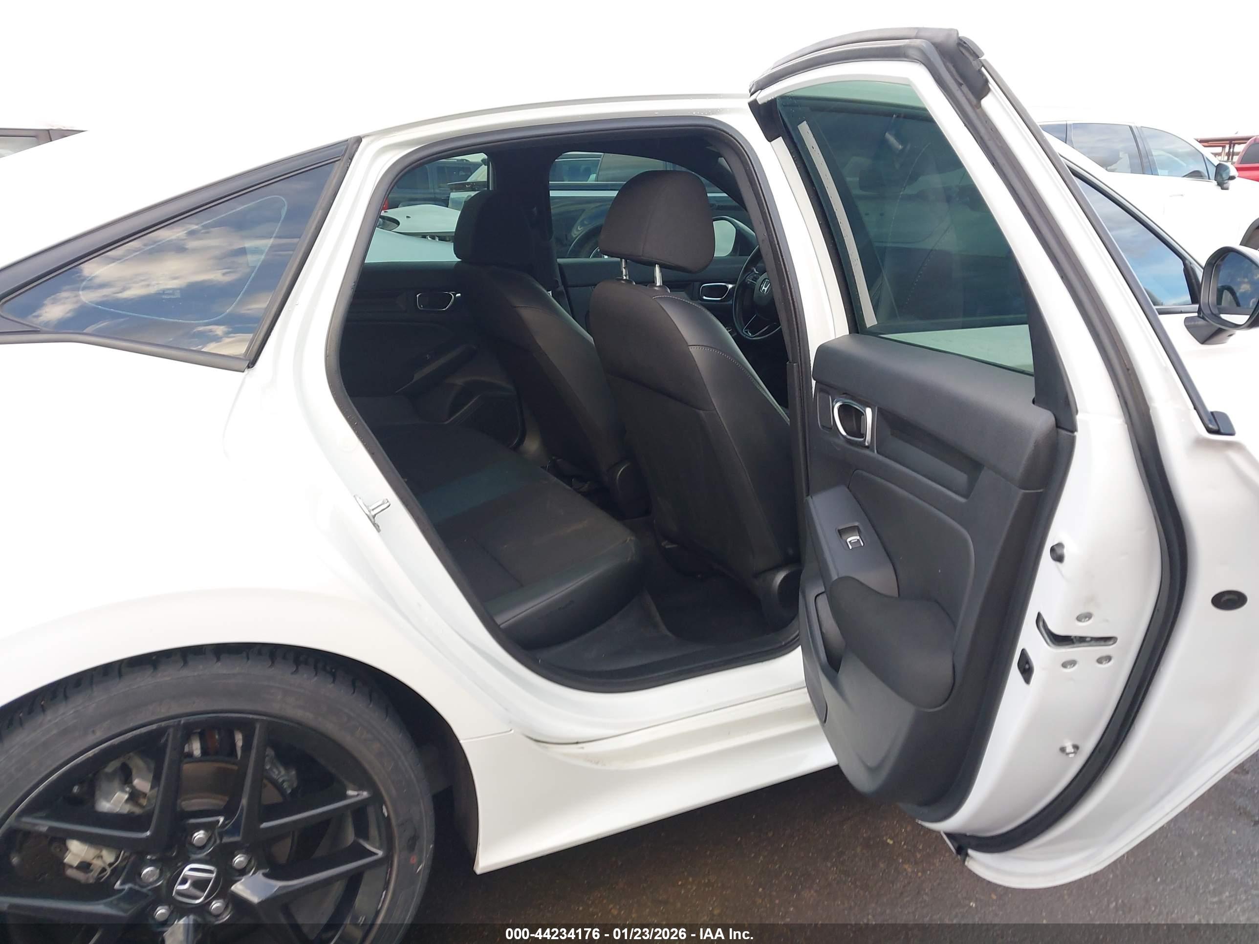 HONDA CIVIC image 8