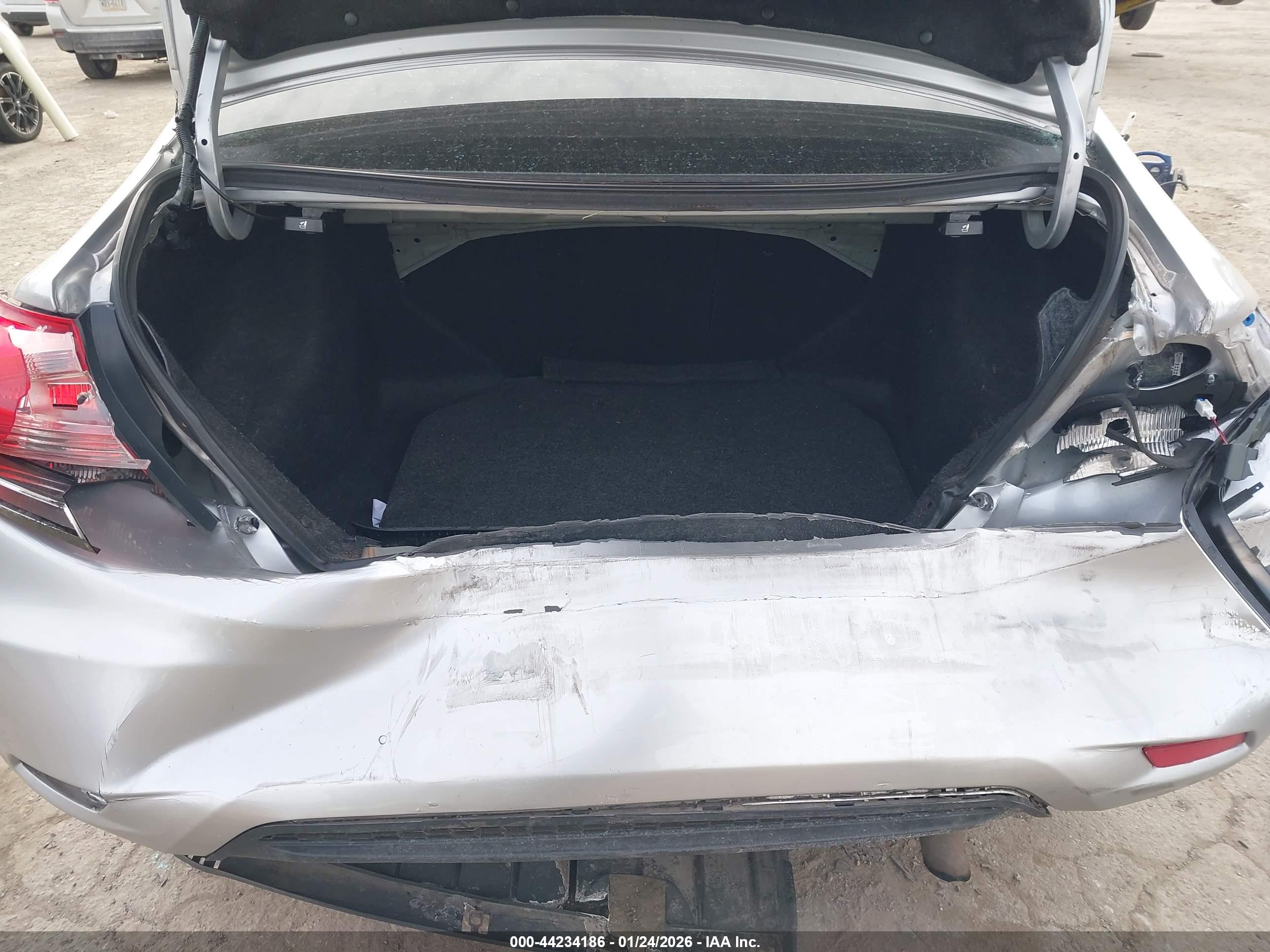 HONDA CIVIC image 6