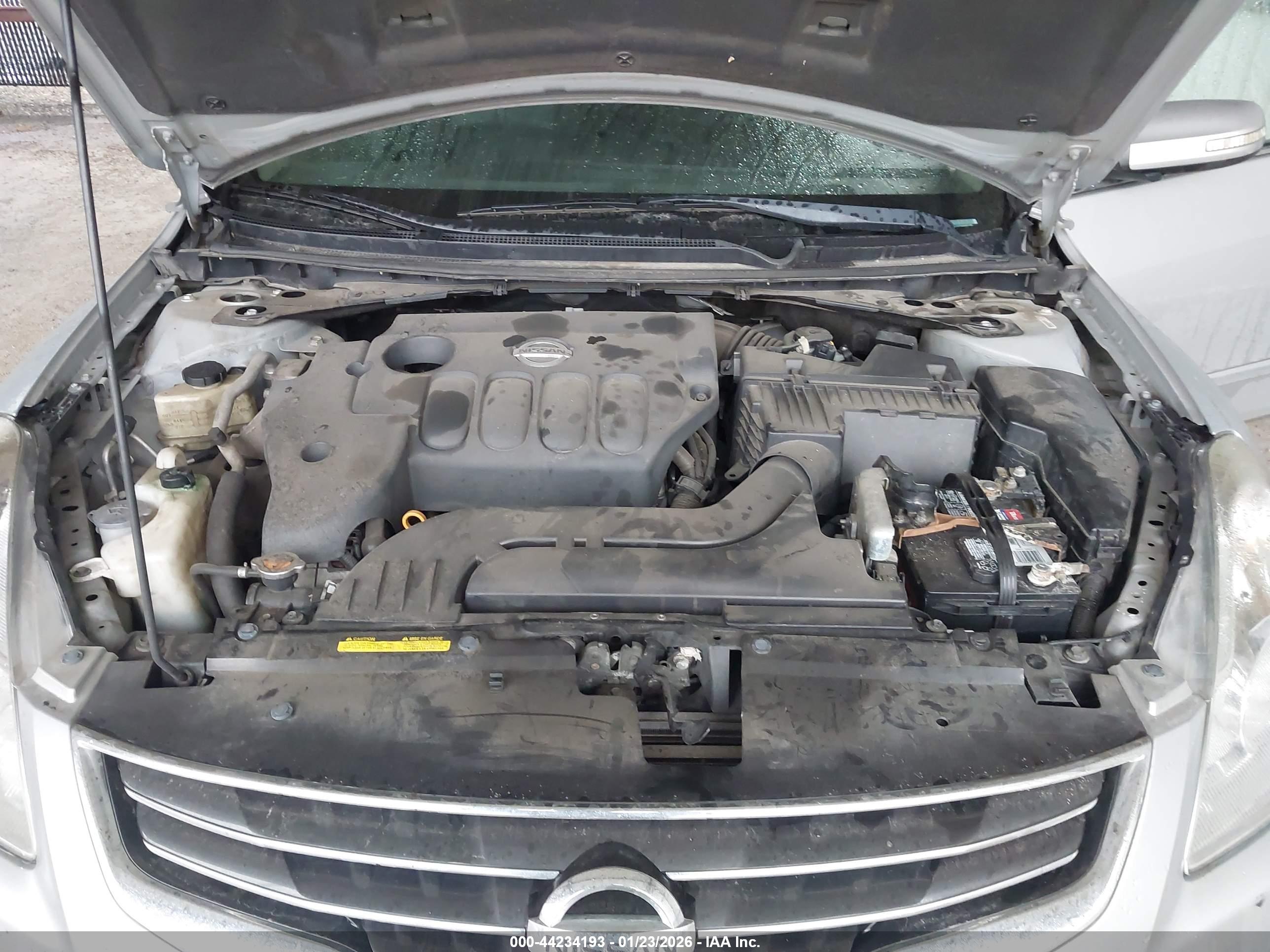 NISSAN ALTIMA image 10