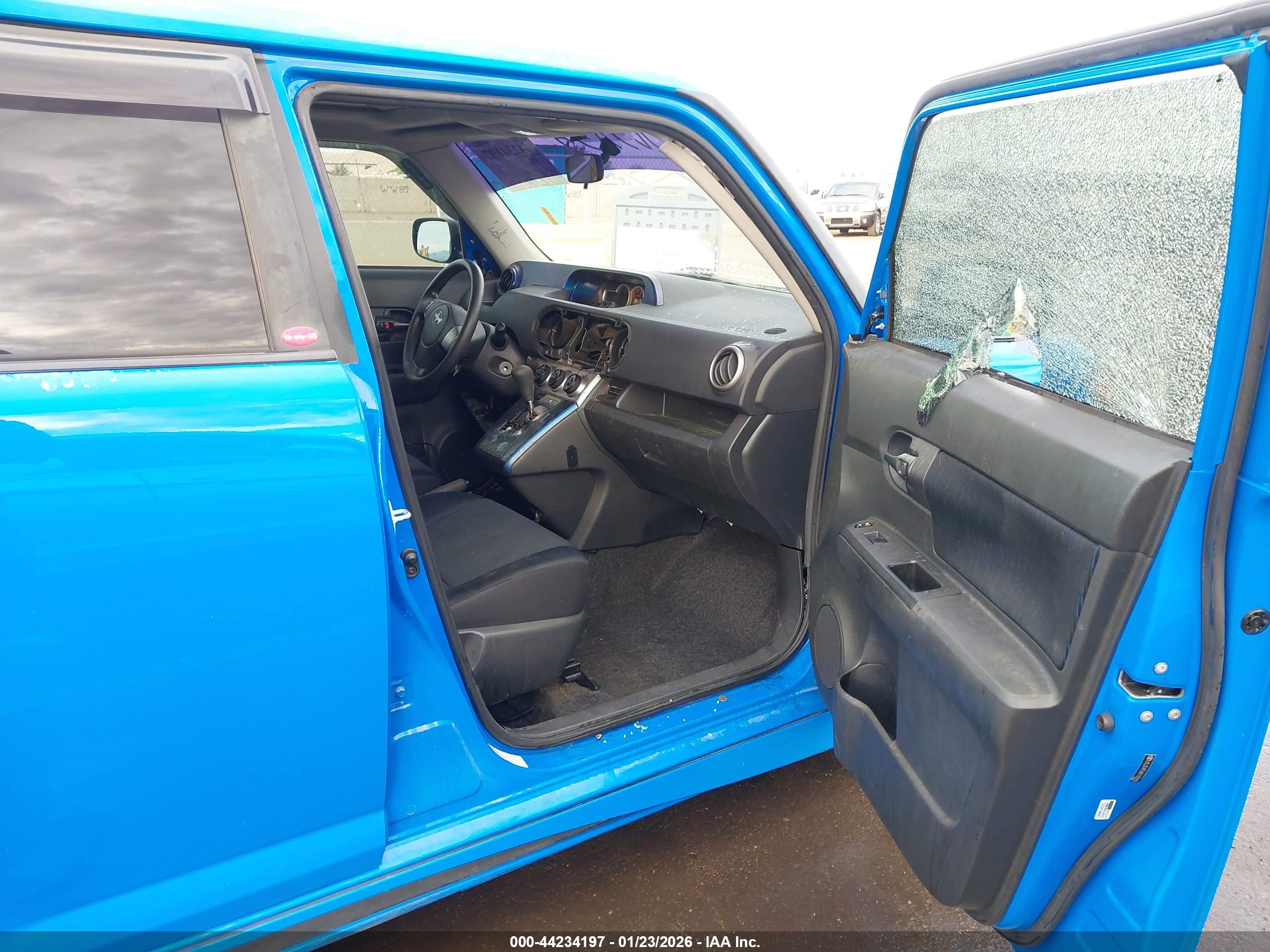 SCION XB image 5