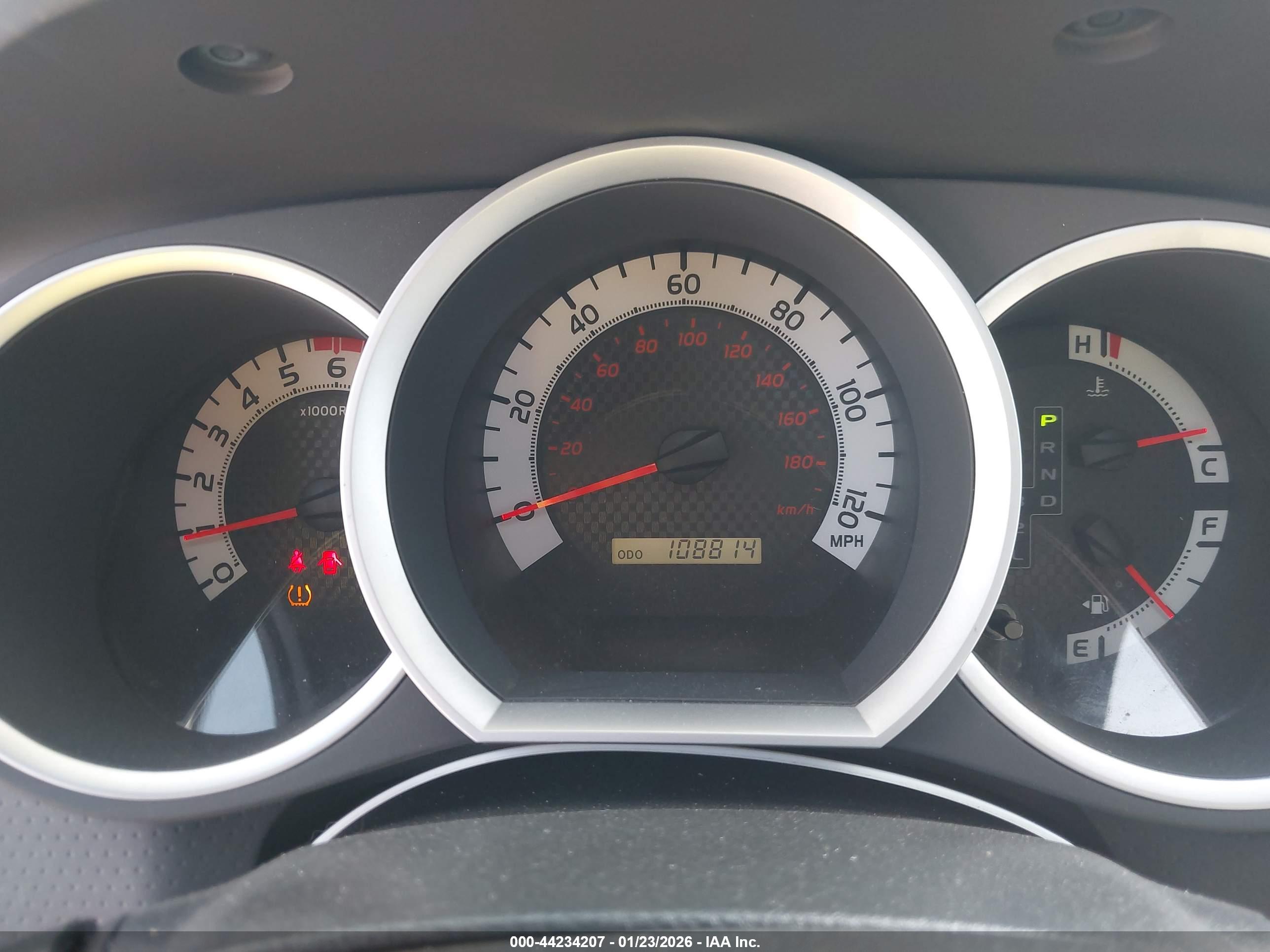 TOYOTA TACOMA image 7