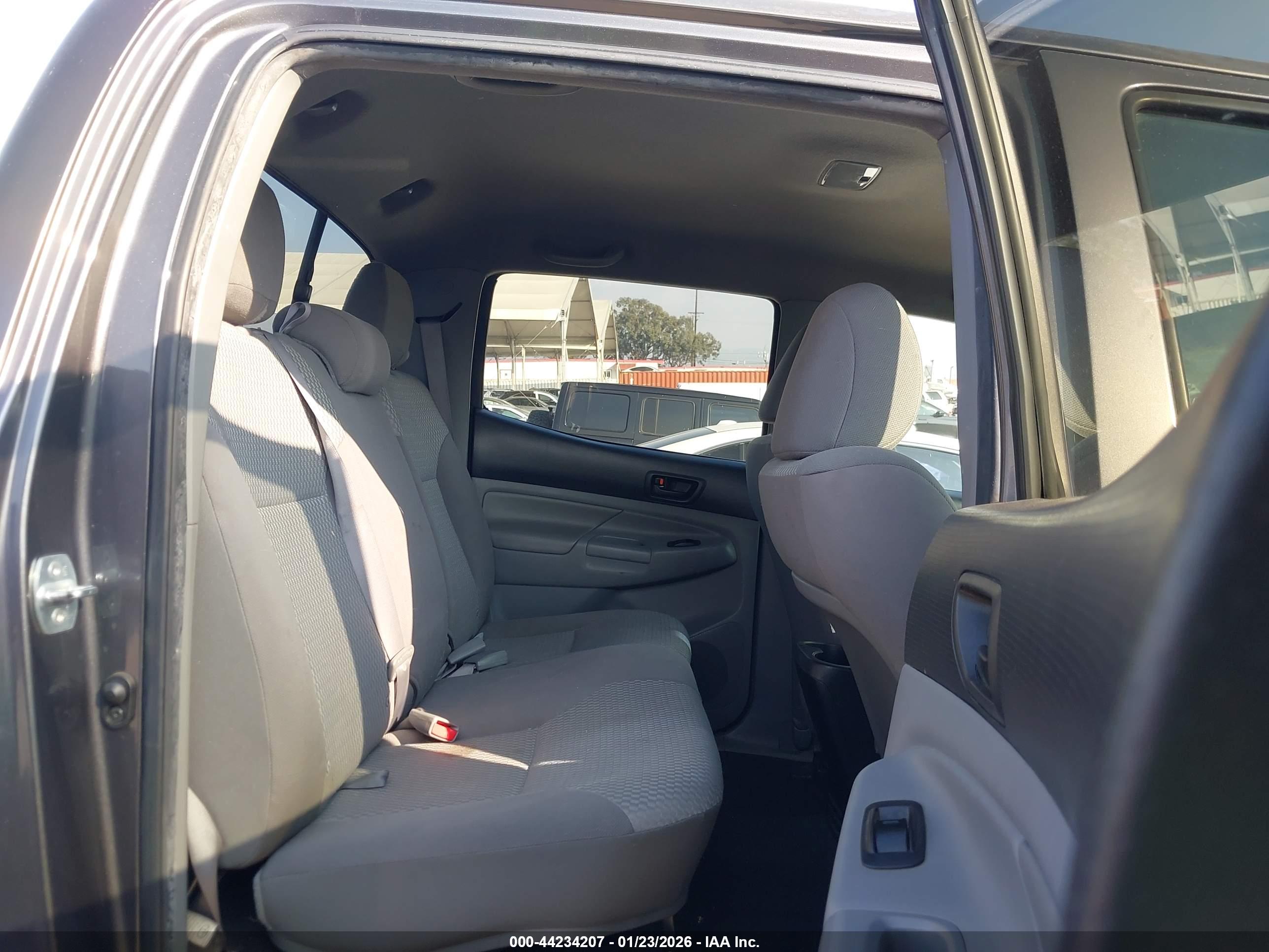 TOYOTA TACOMA image 8