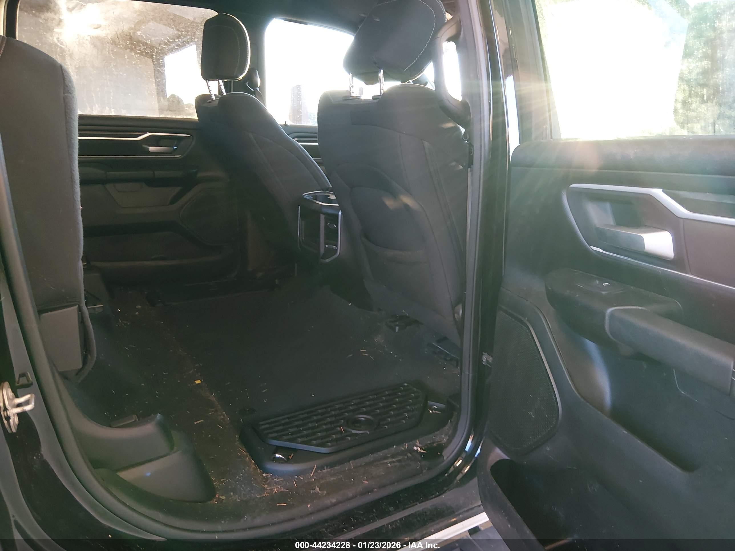 RAM 1500 image 8