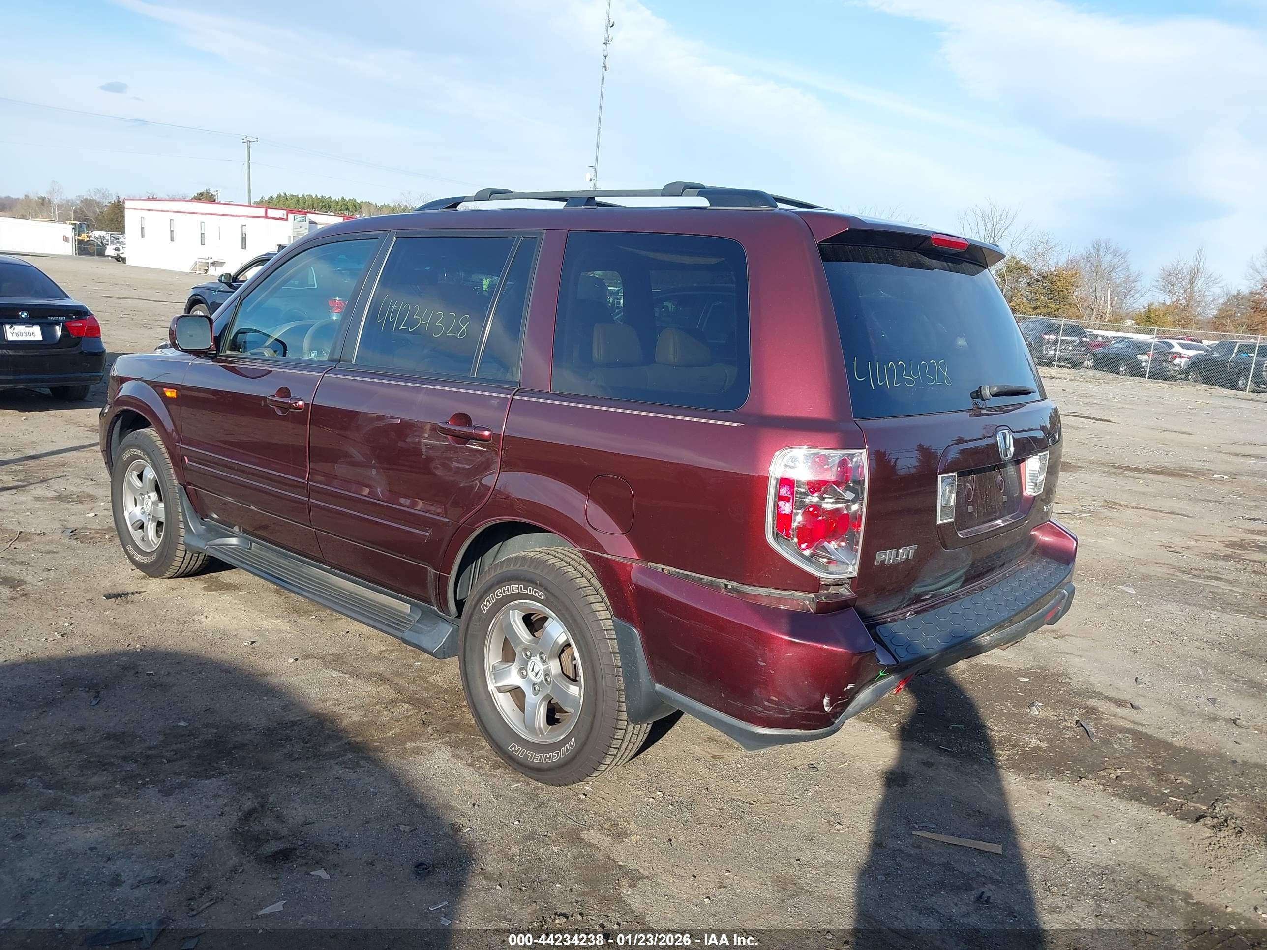 HONDA PILOT image 3
