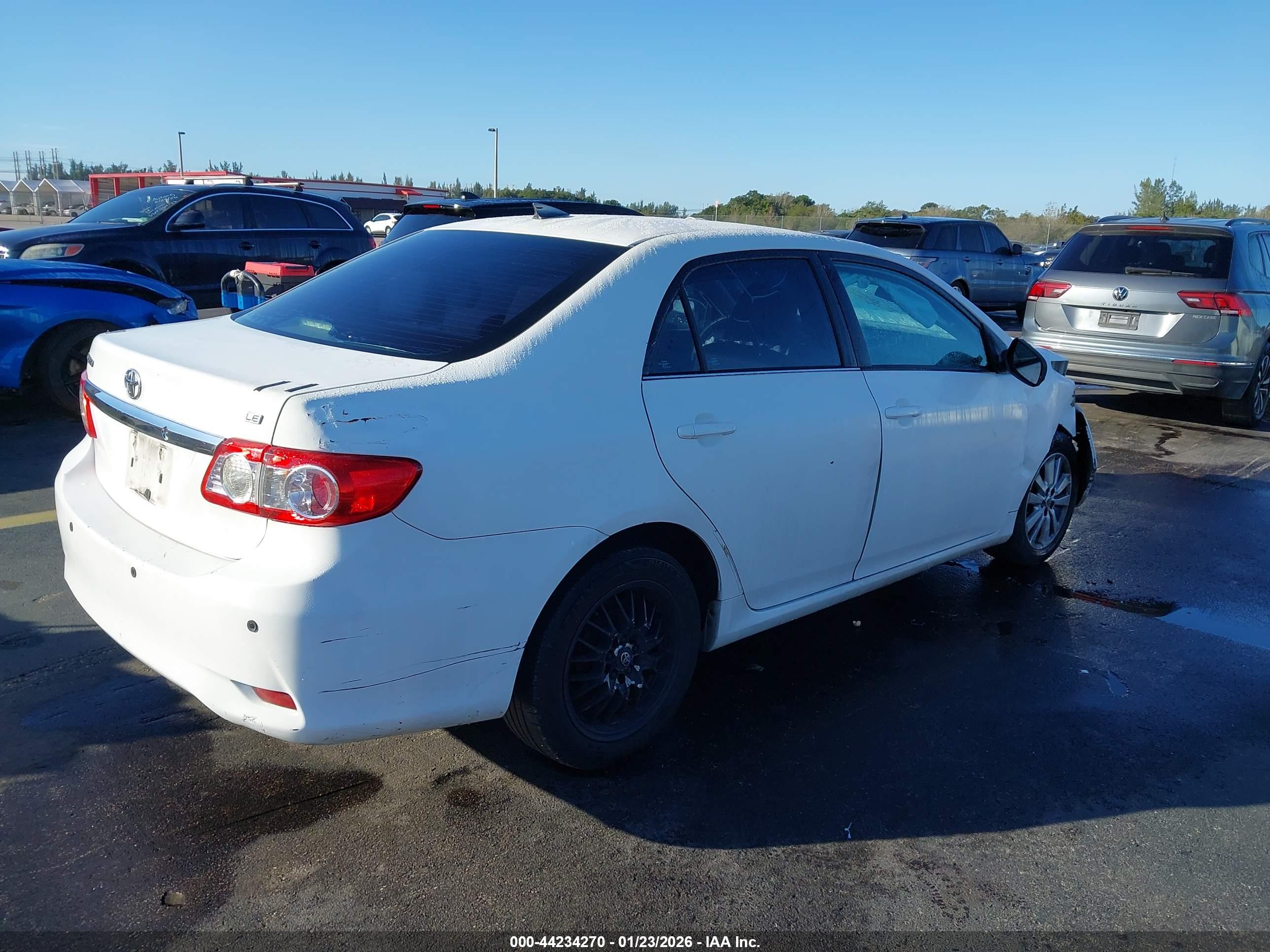 TOYOTA COROLLA image 4