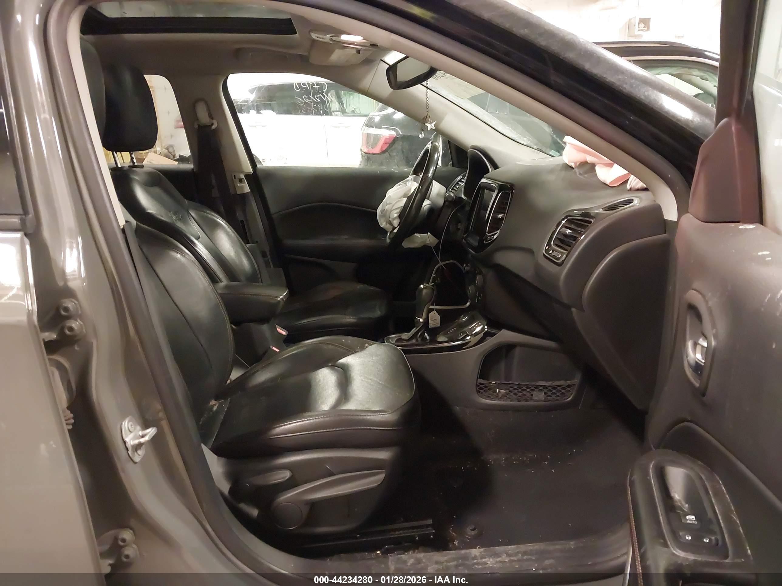 JEEP COMPASS image 5
