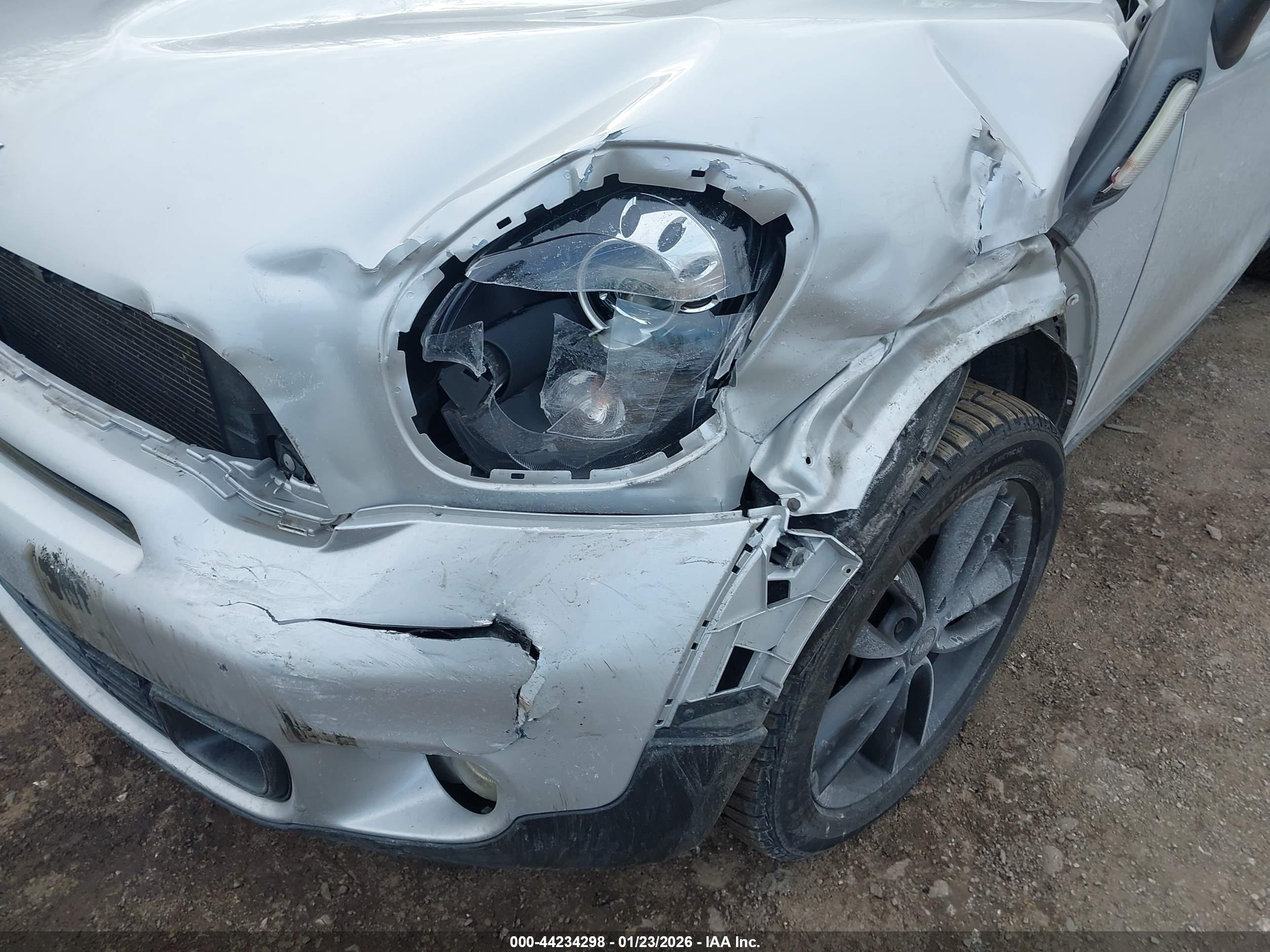 MINI COUNTRYMAN image 6