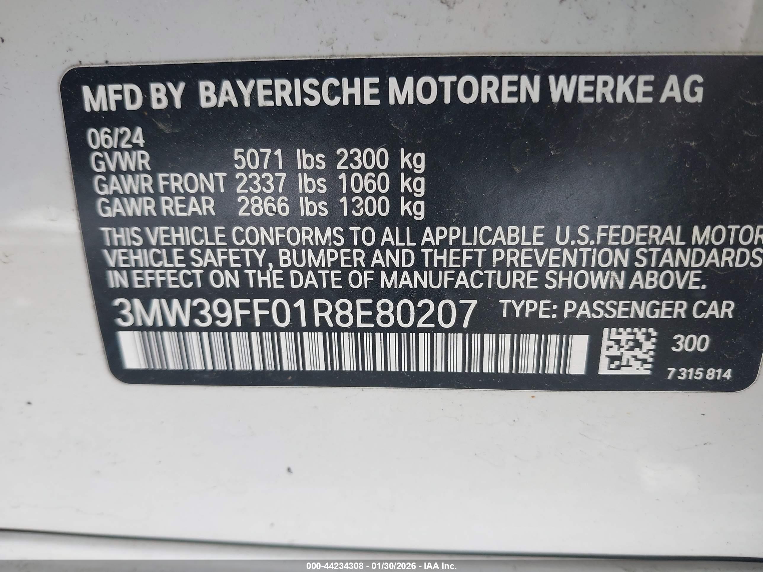 BMW 330E image 9