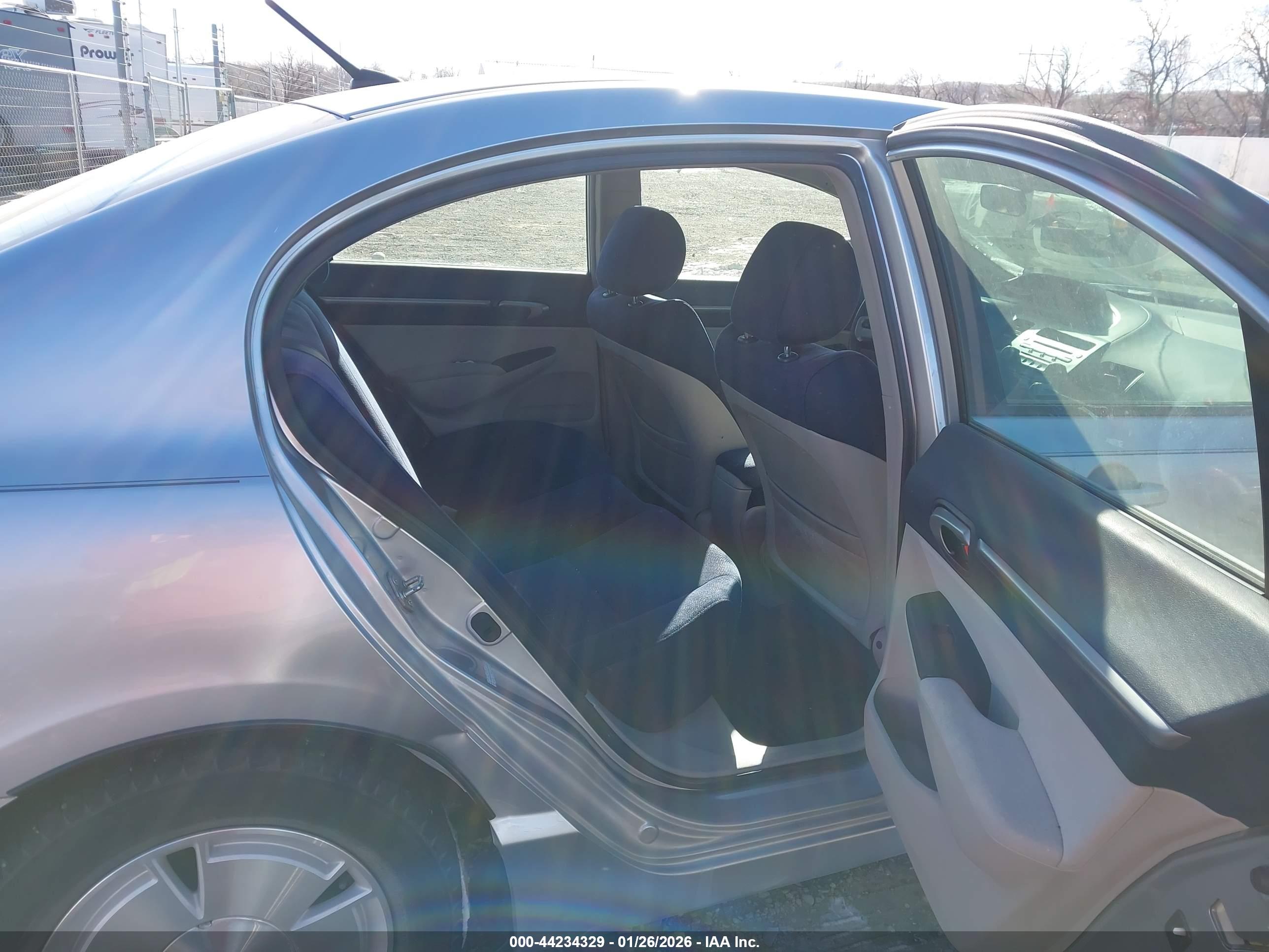 HONDA CIVIC image 8