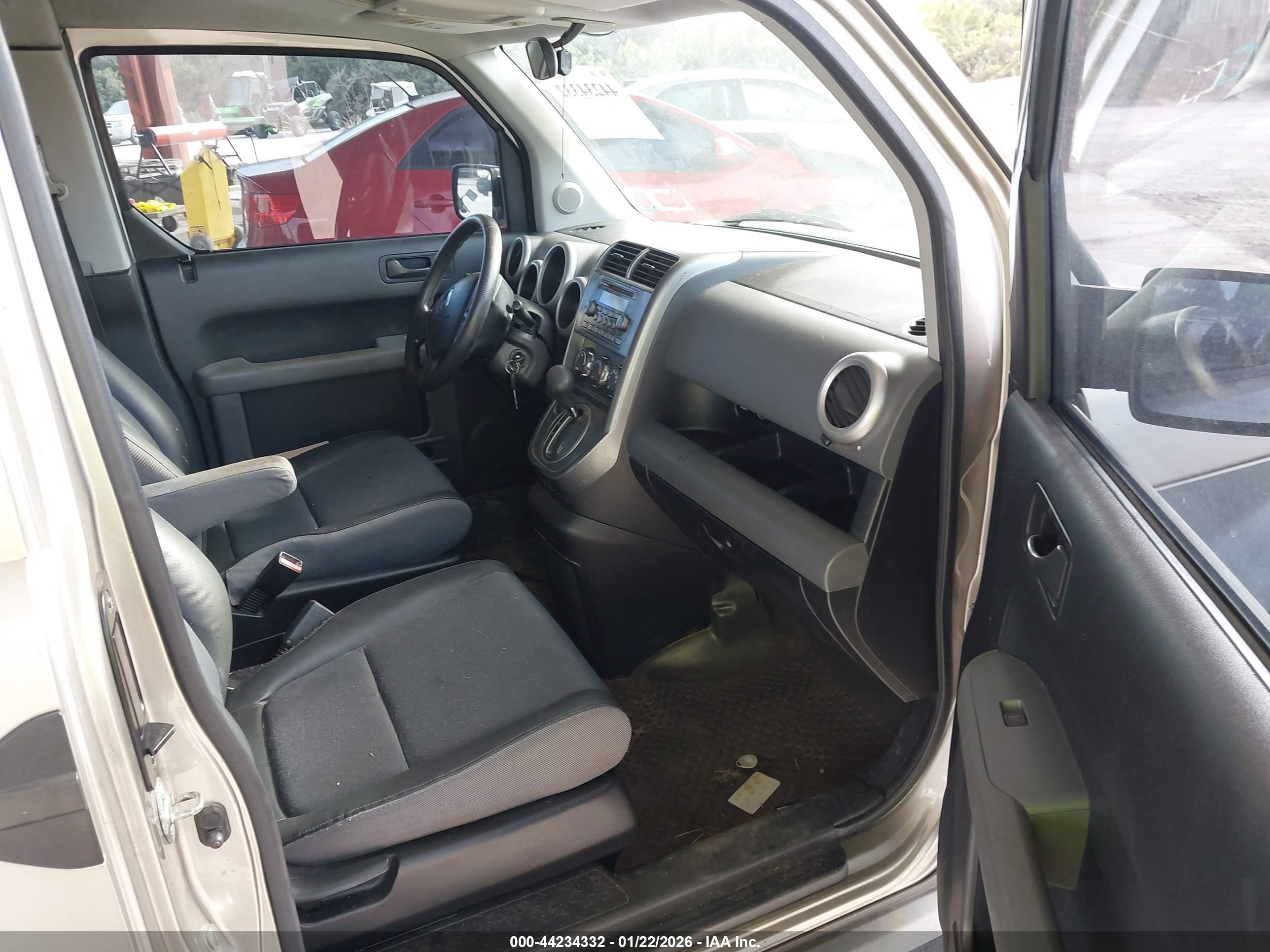 HONDA ELEMENT image 5