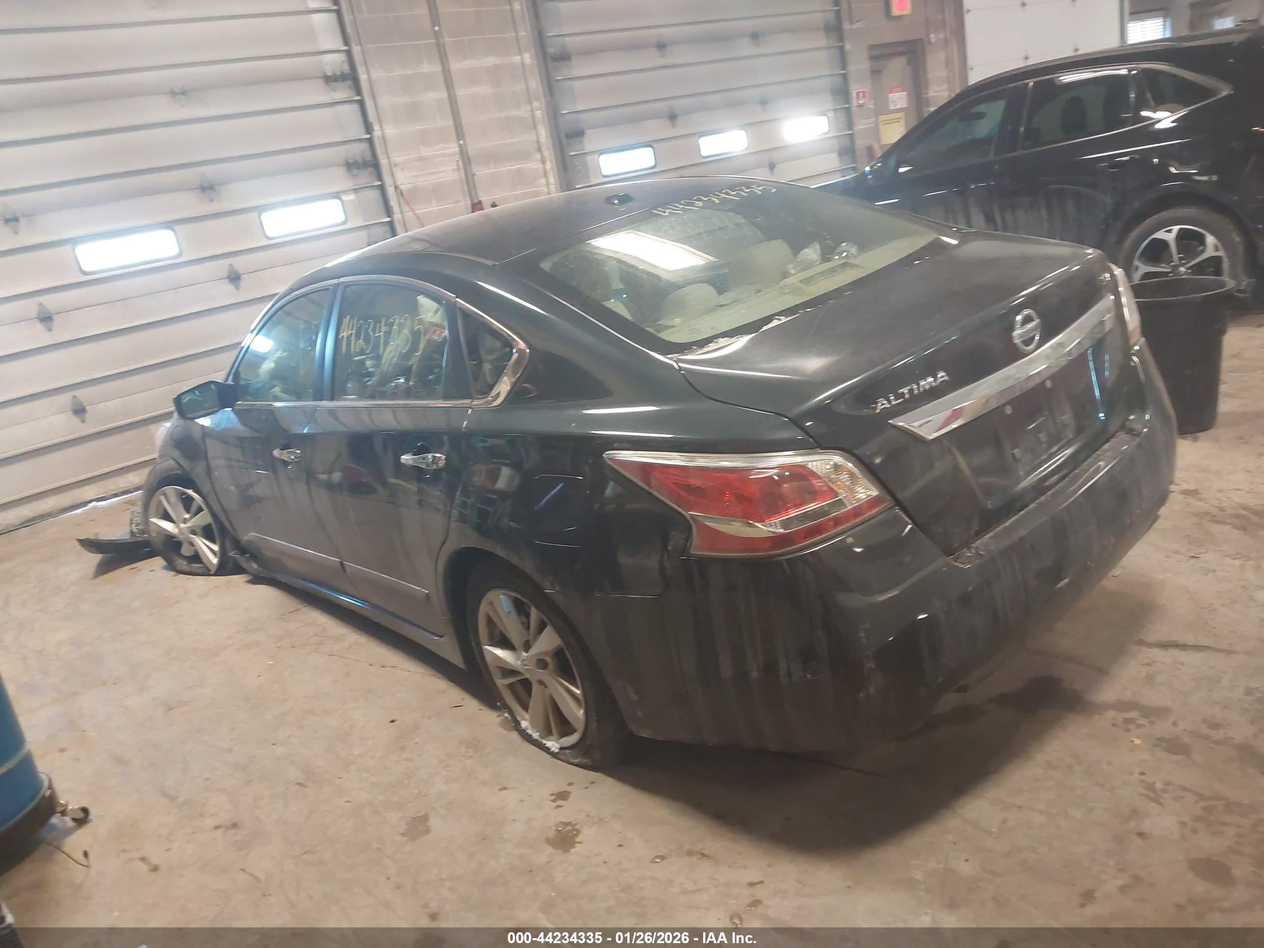 NISSAN ALTIMA image 3