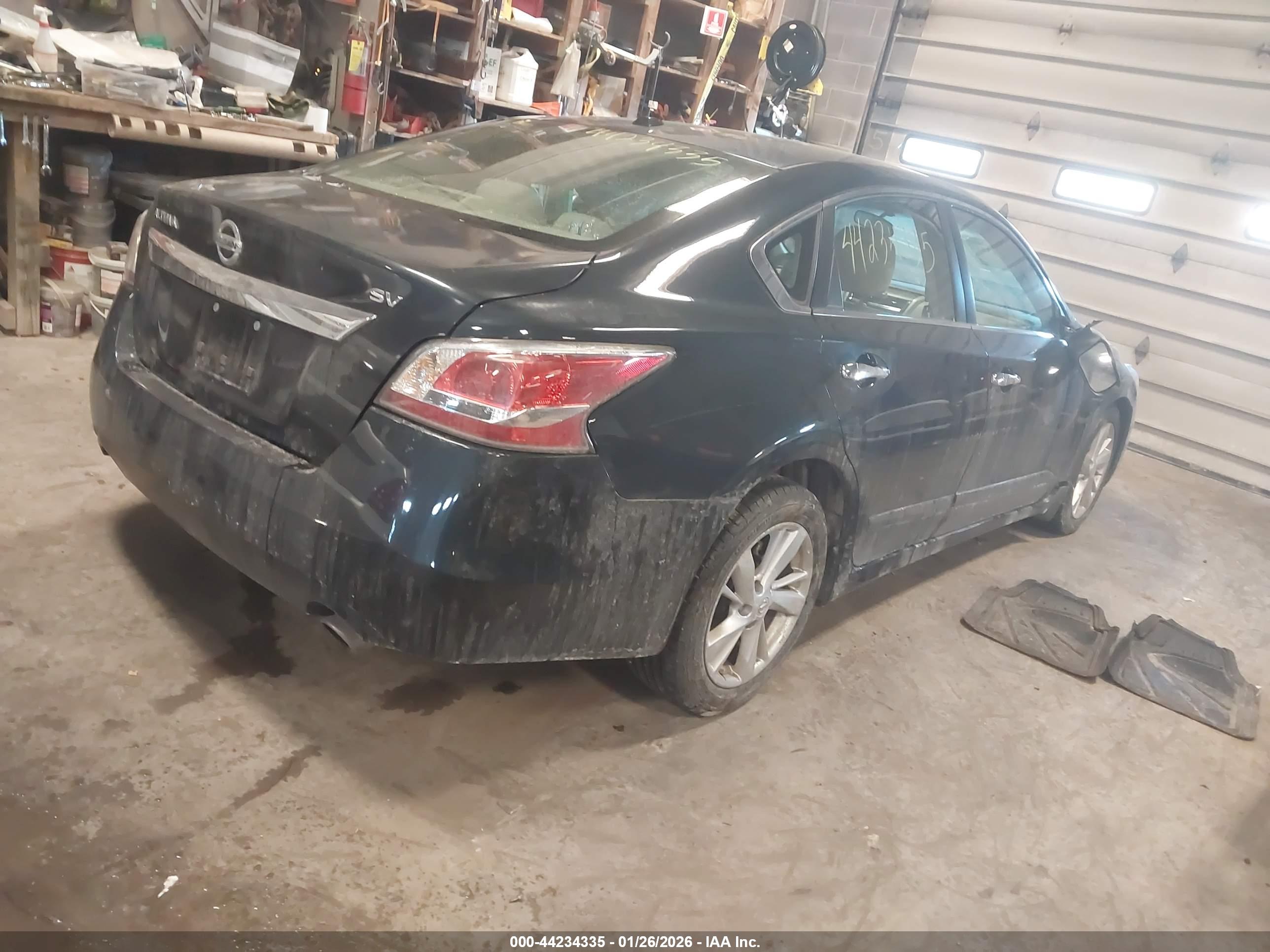 NISSAN ALTIMA image 4