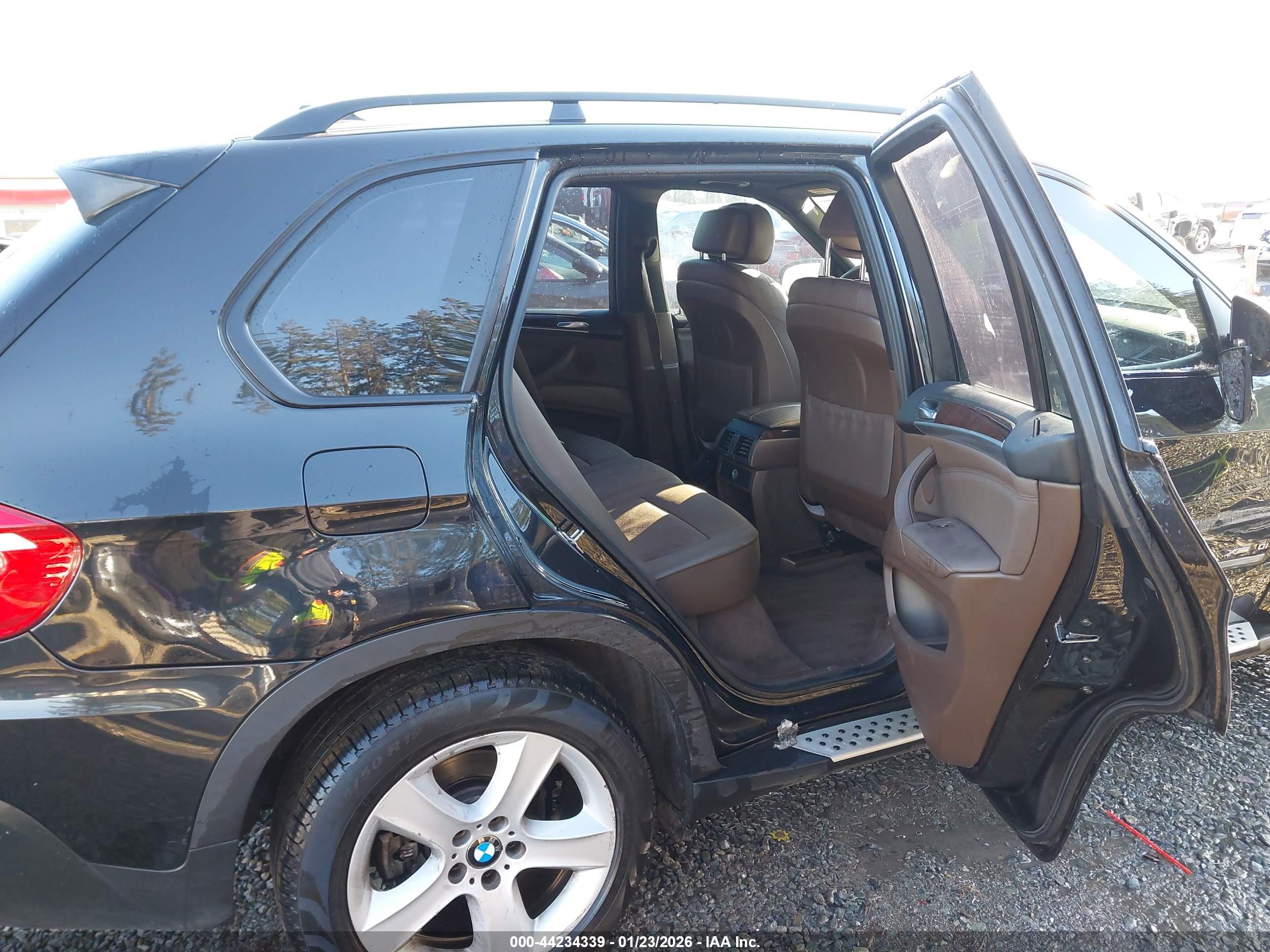 BMW X5 image 8