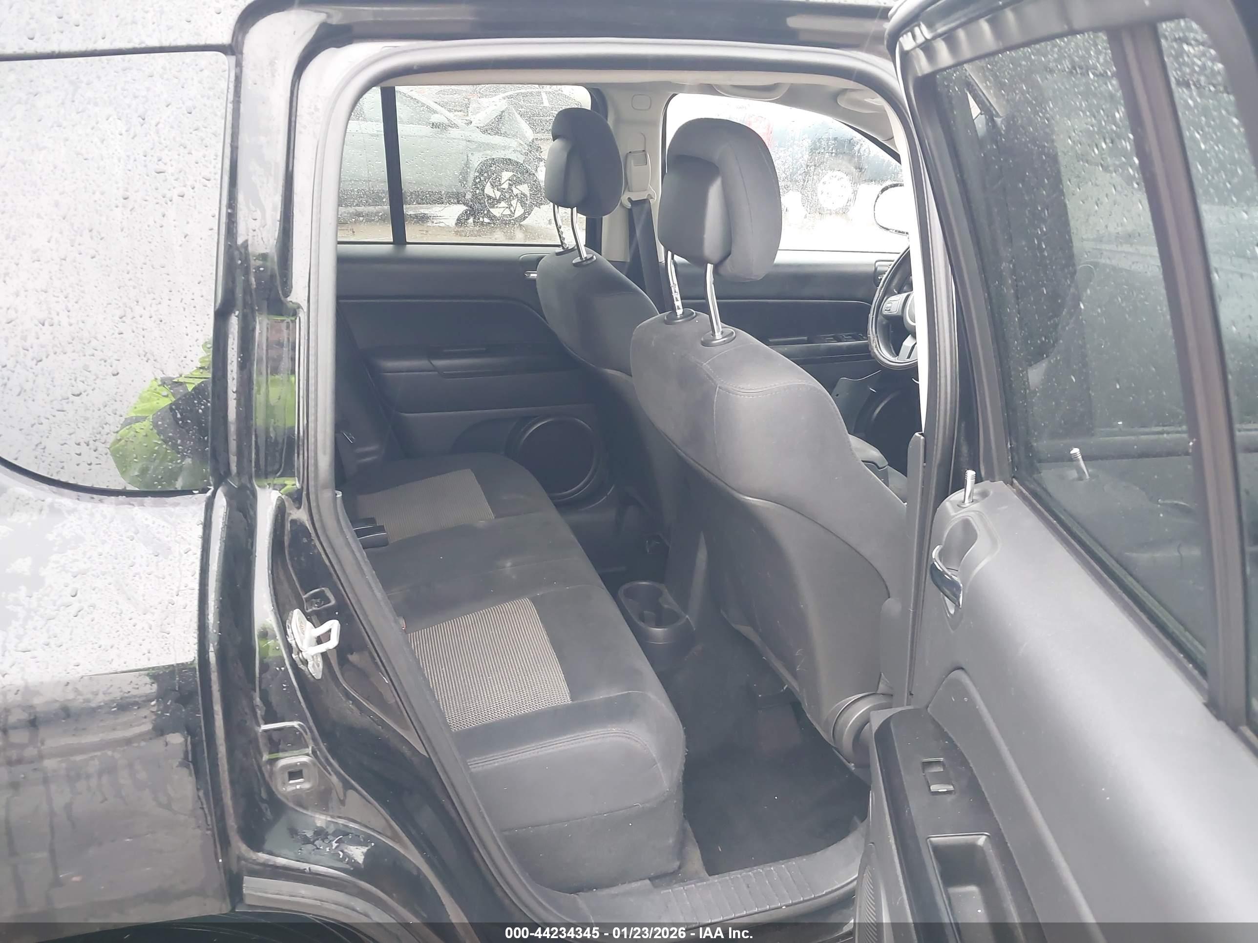 JEEP COMPASS image 8