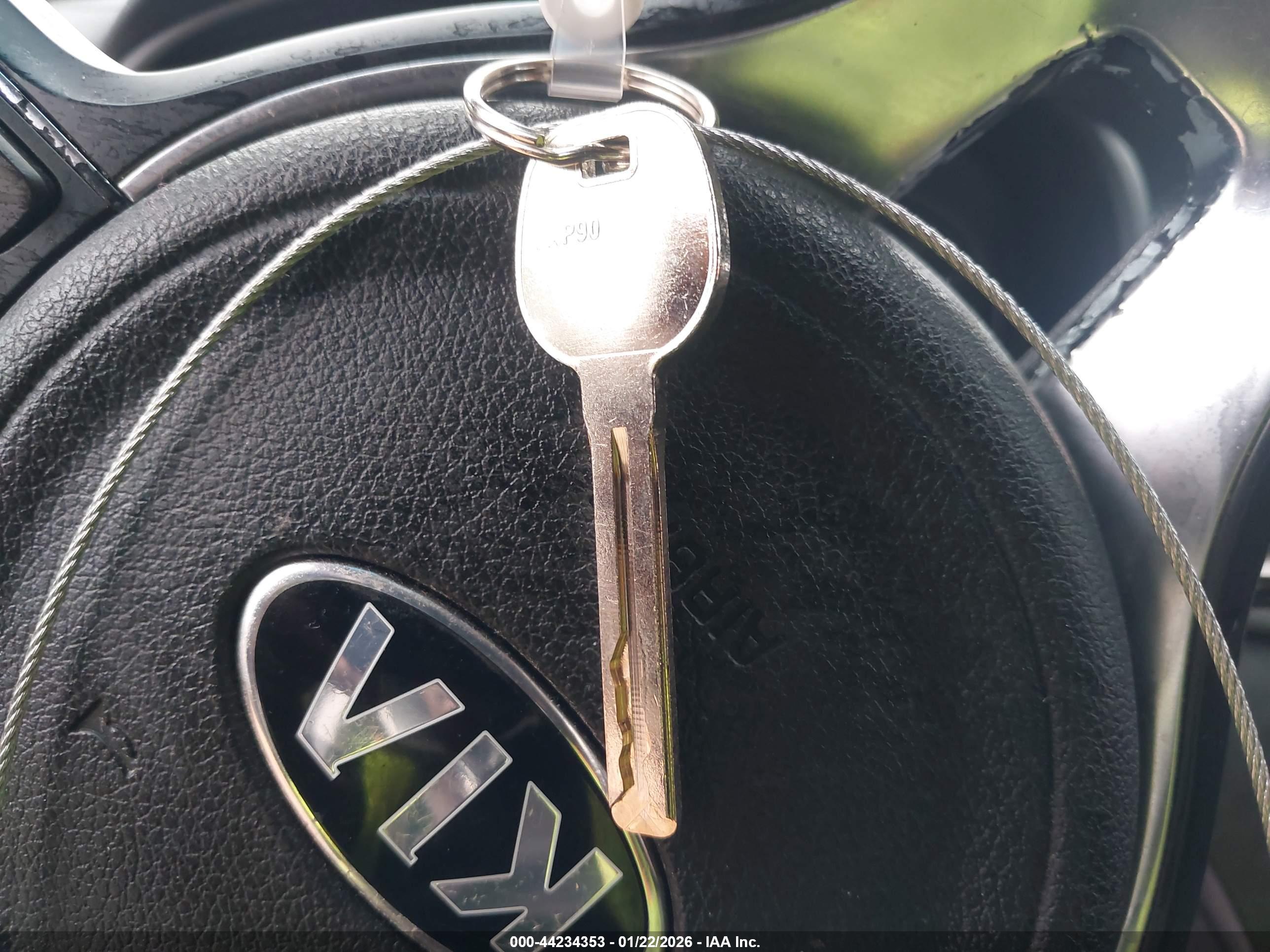 KIA SPORTAGE image 11