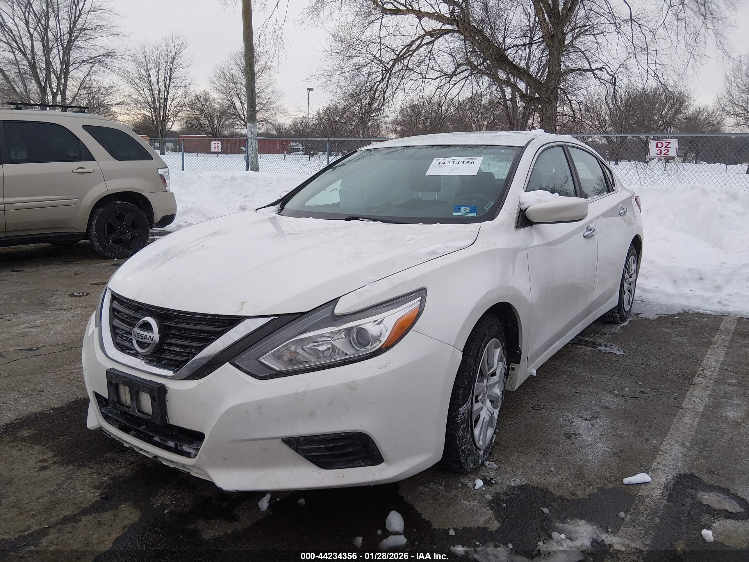 NISSAN ALTIMA image 2