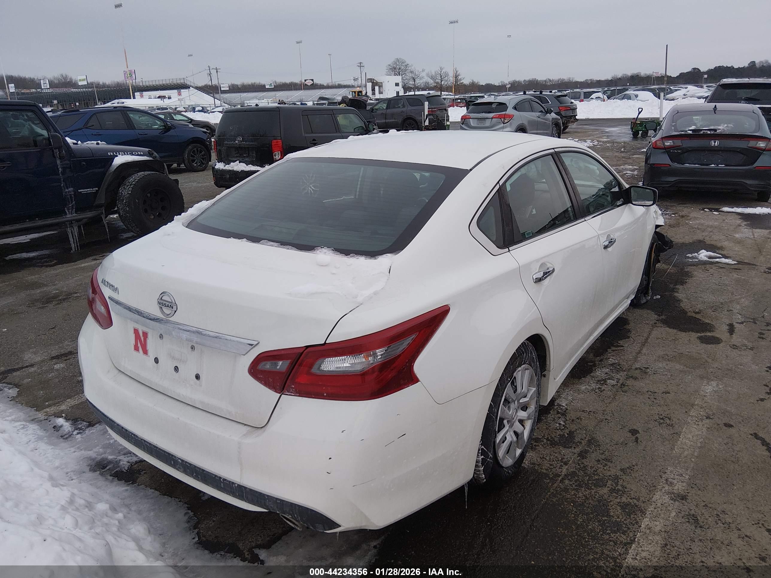 NISSAN ALTIMA image 4