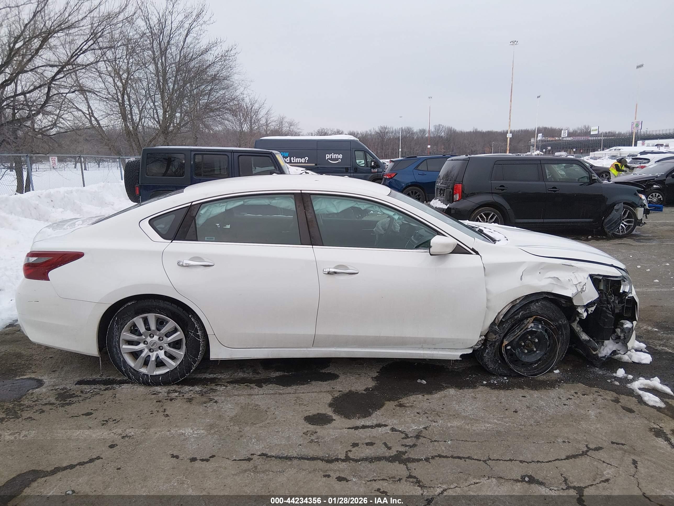 NISSAN ALTIMA image 6