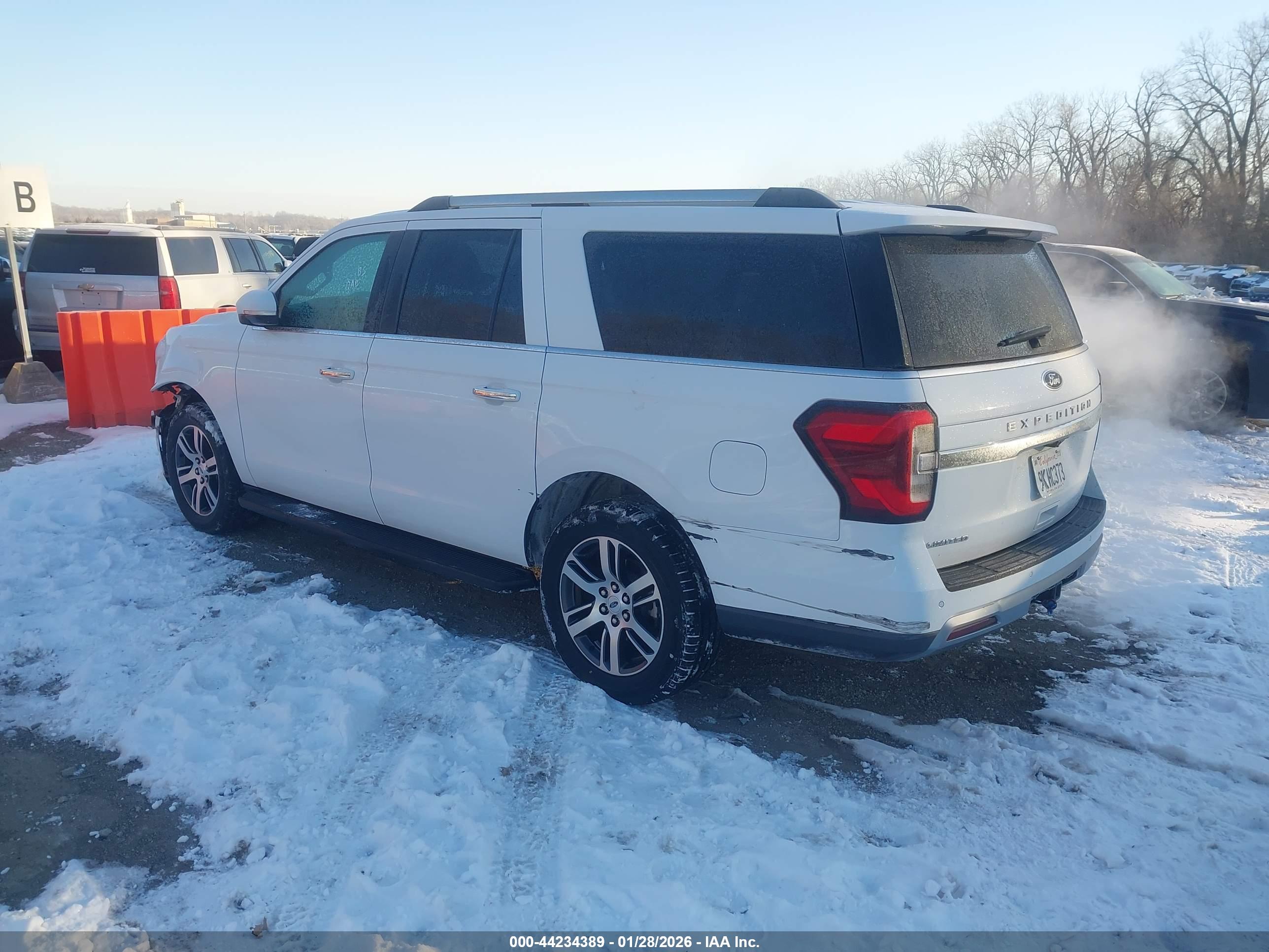 FORD EXPEDITION image 3