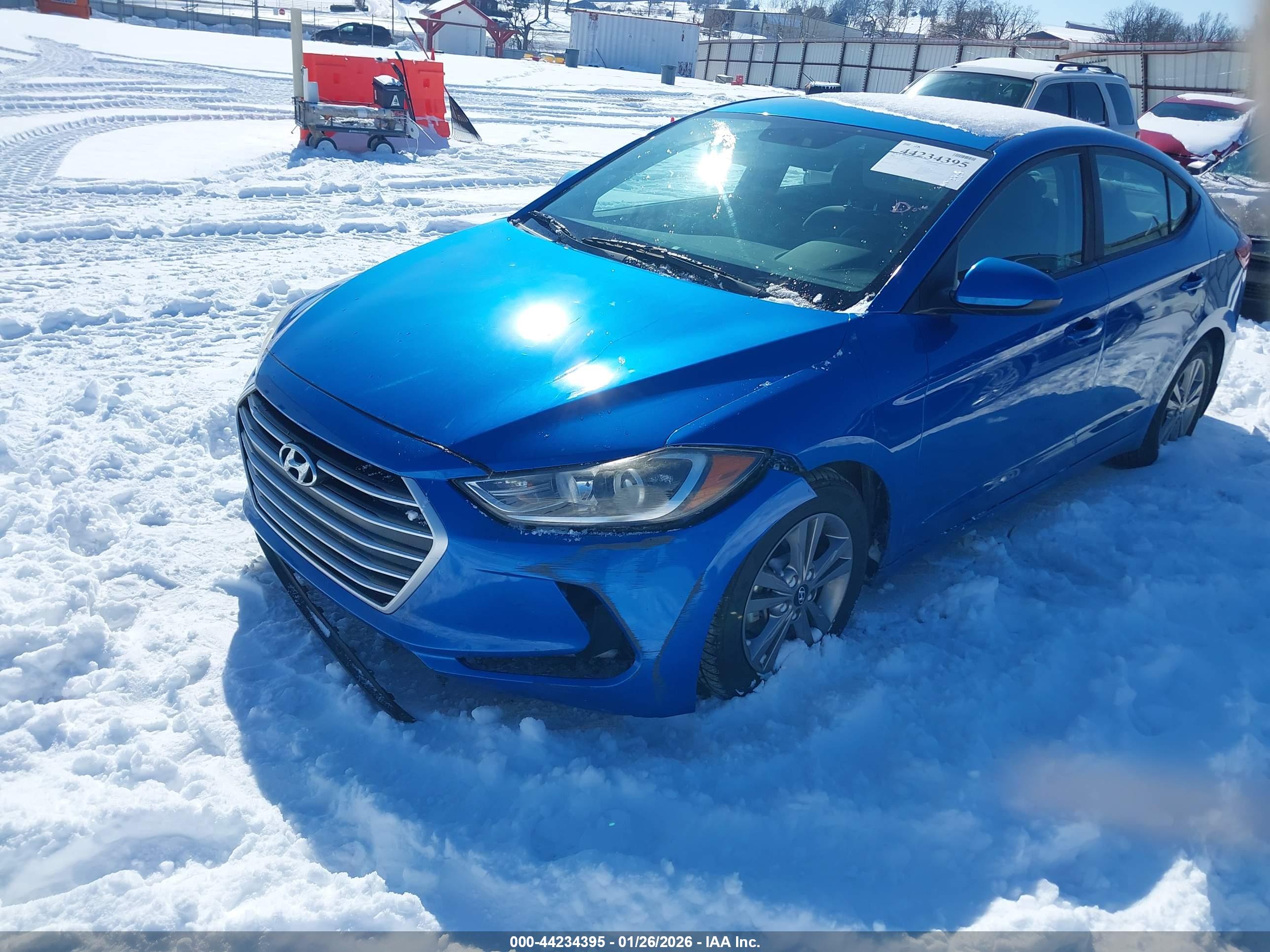 HYUNDAI ELANTRA image 6