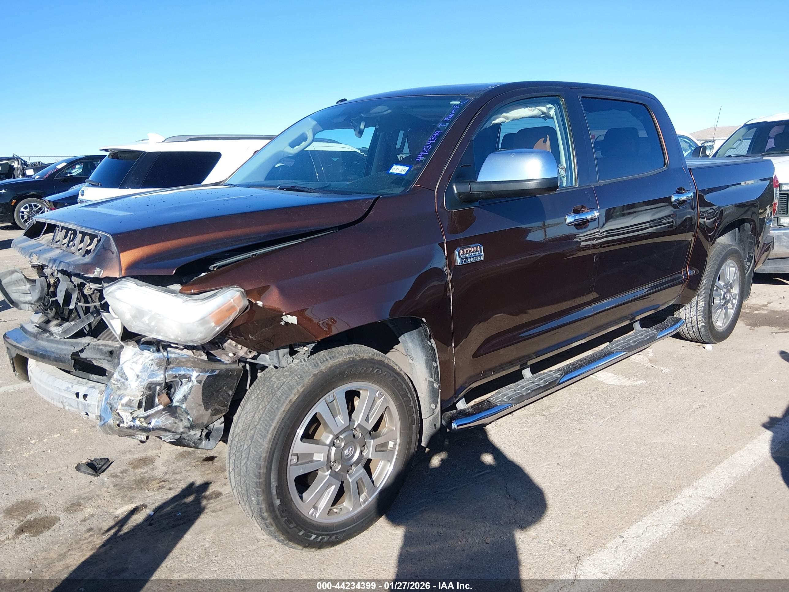 TOYOTA TUNDRA image 2